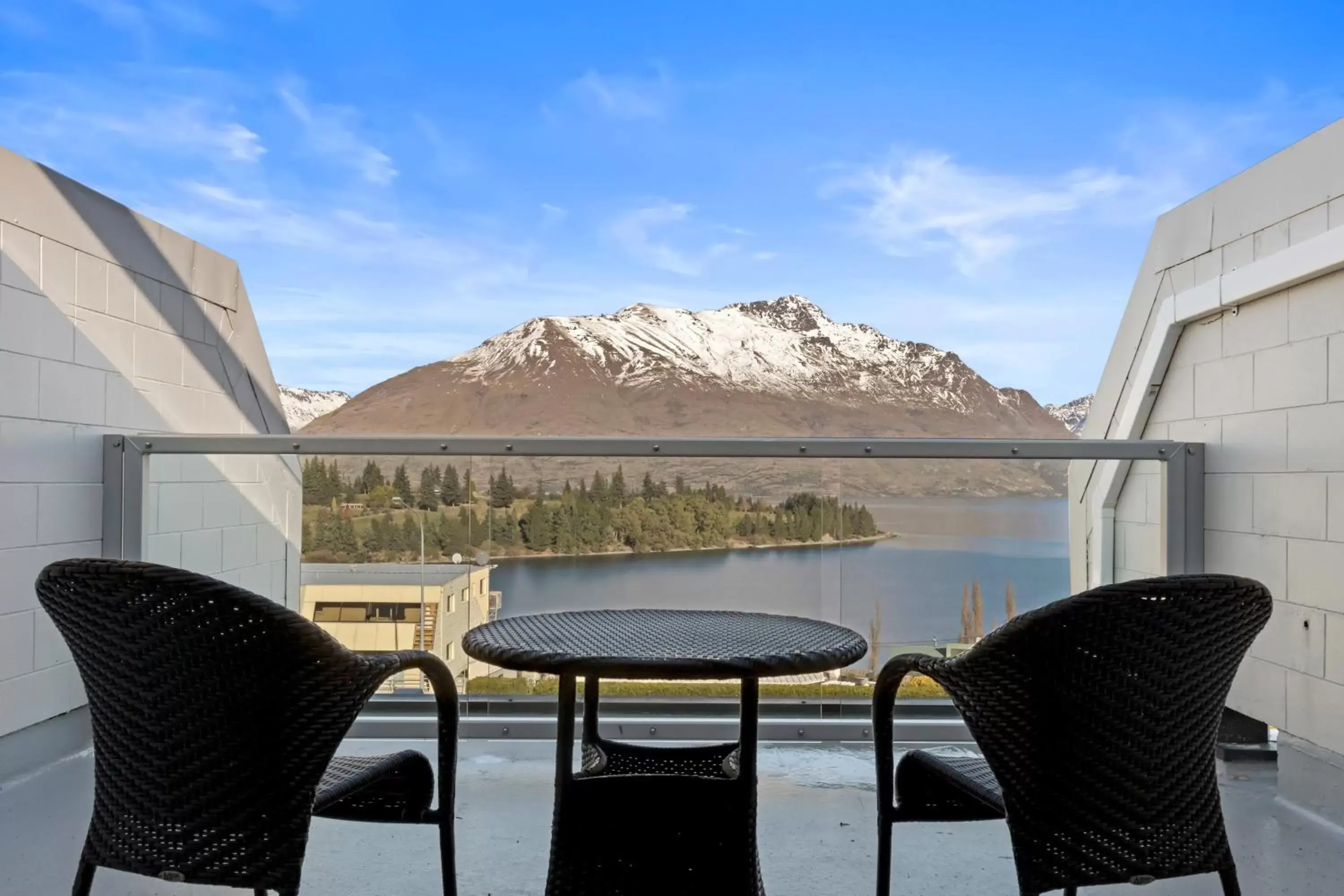 Balcony/Terrace in Copthorne Hotel & Apartments Queenstown Lakeview