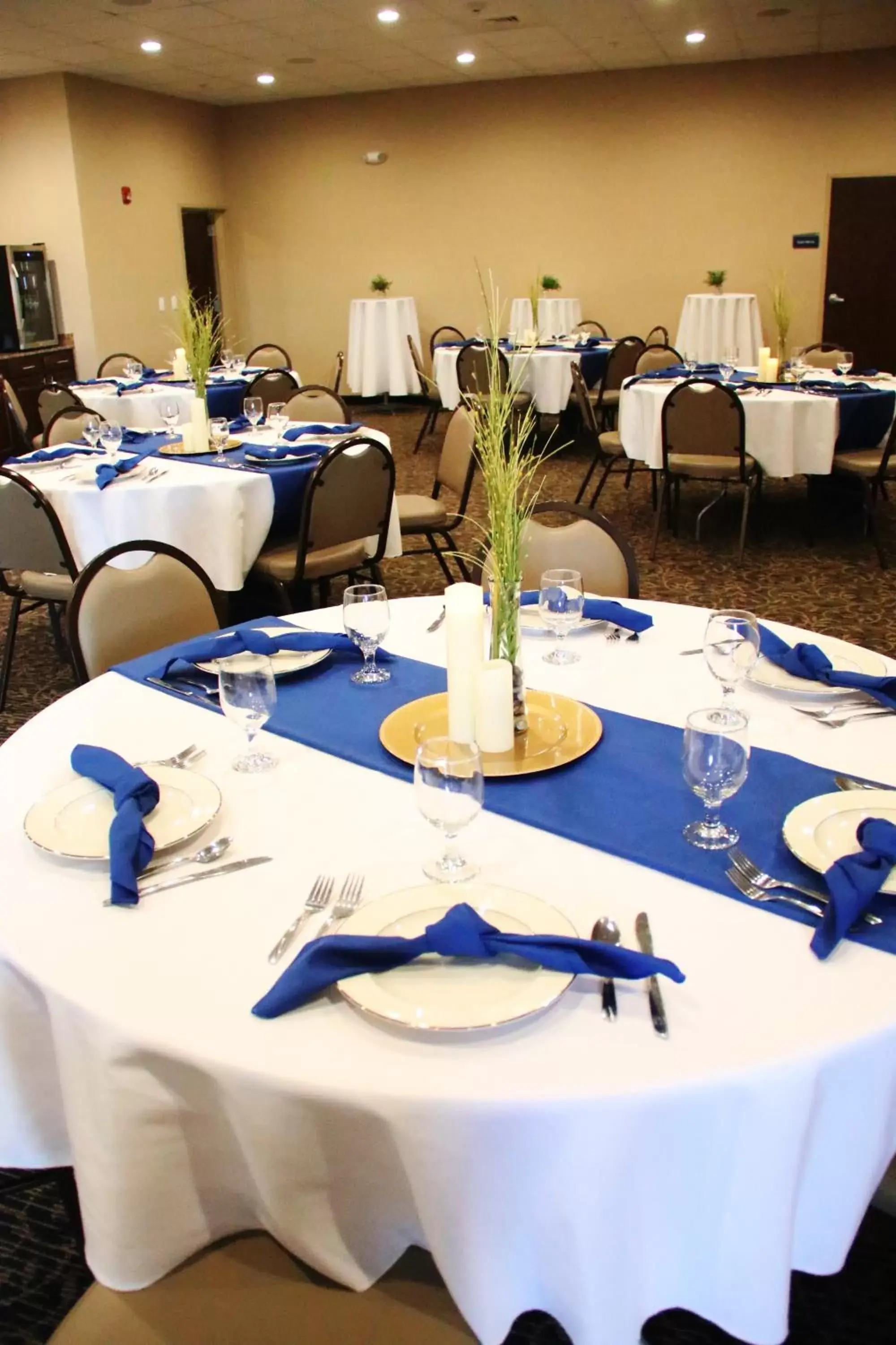 Banquet/Function facilities, Restaurant/Places to Eat in Cobblestone Inn & Suites Fort Madison