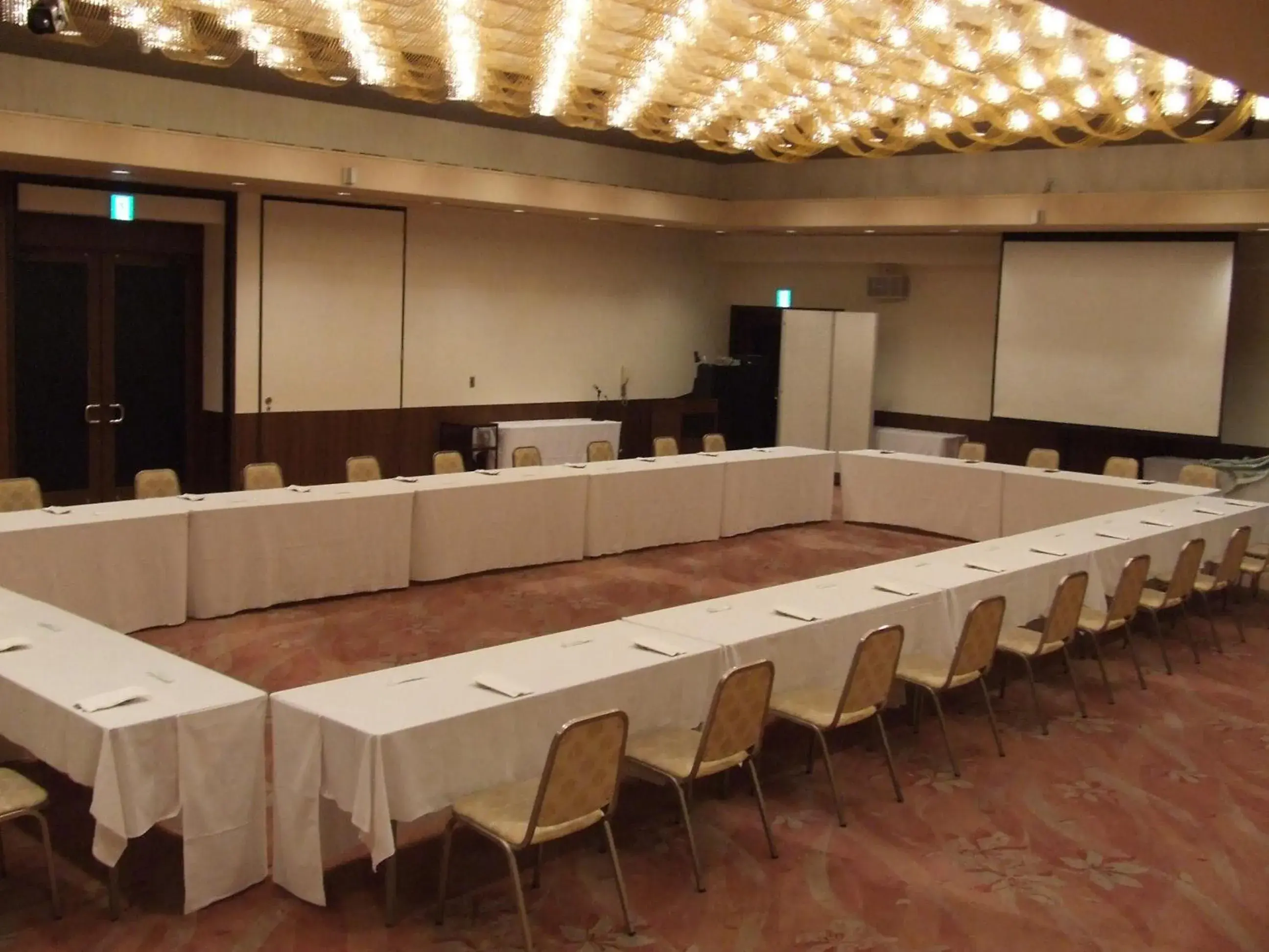 Banquet/Function facilities in Saku Grand Hotel