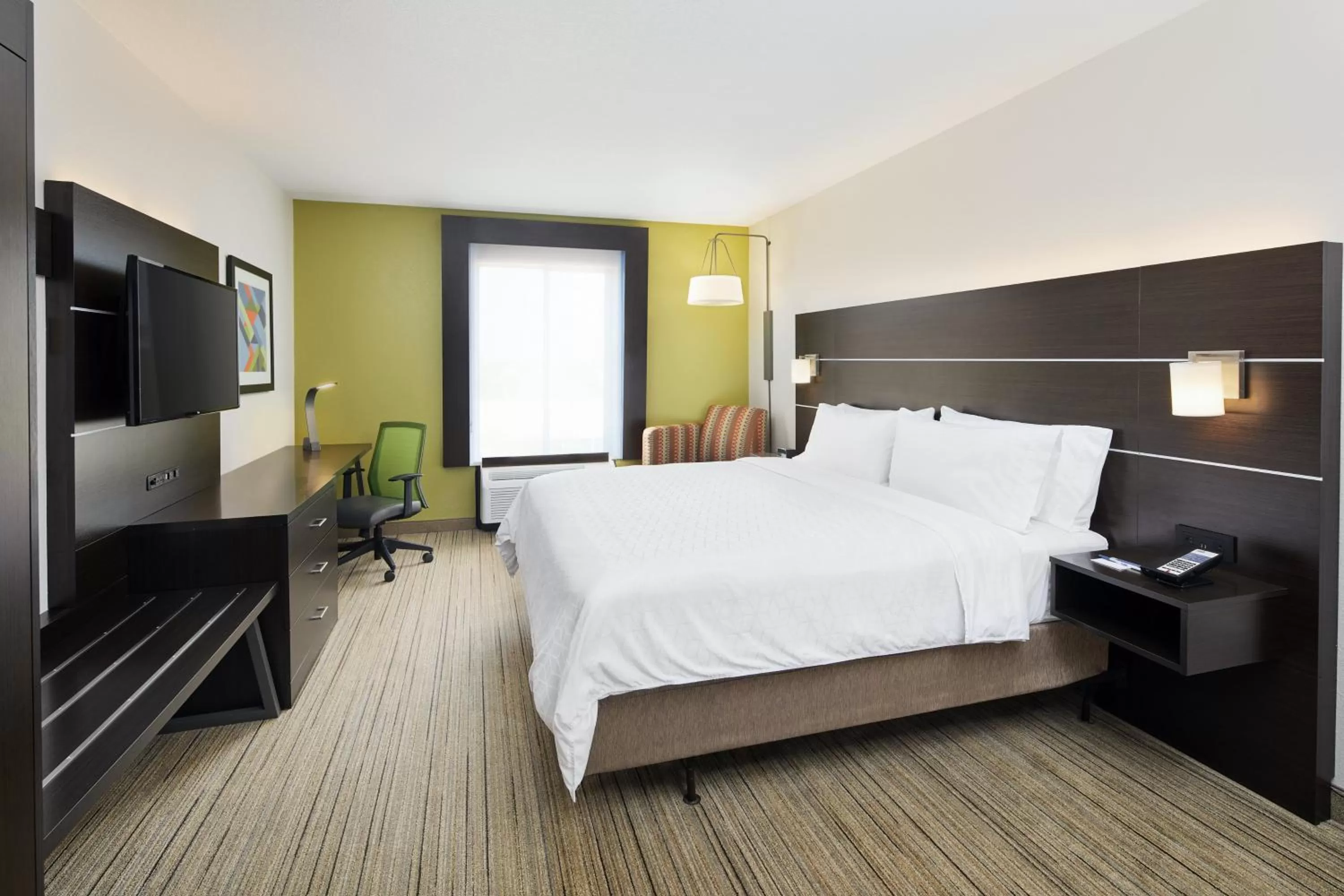 Photo of the whole room, Bed in Holiday Inn Express Hotel & Suites Port Richey by IHG