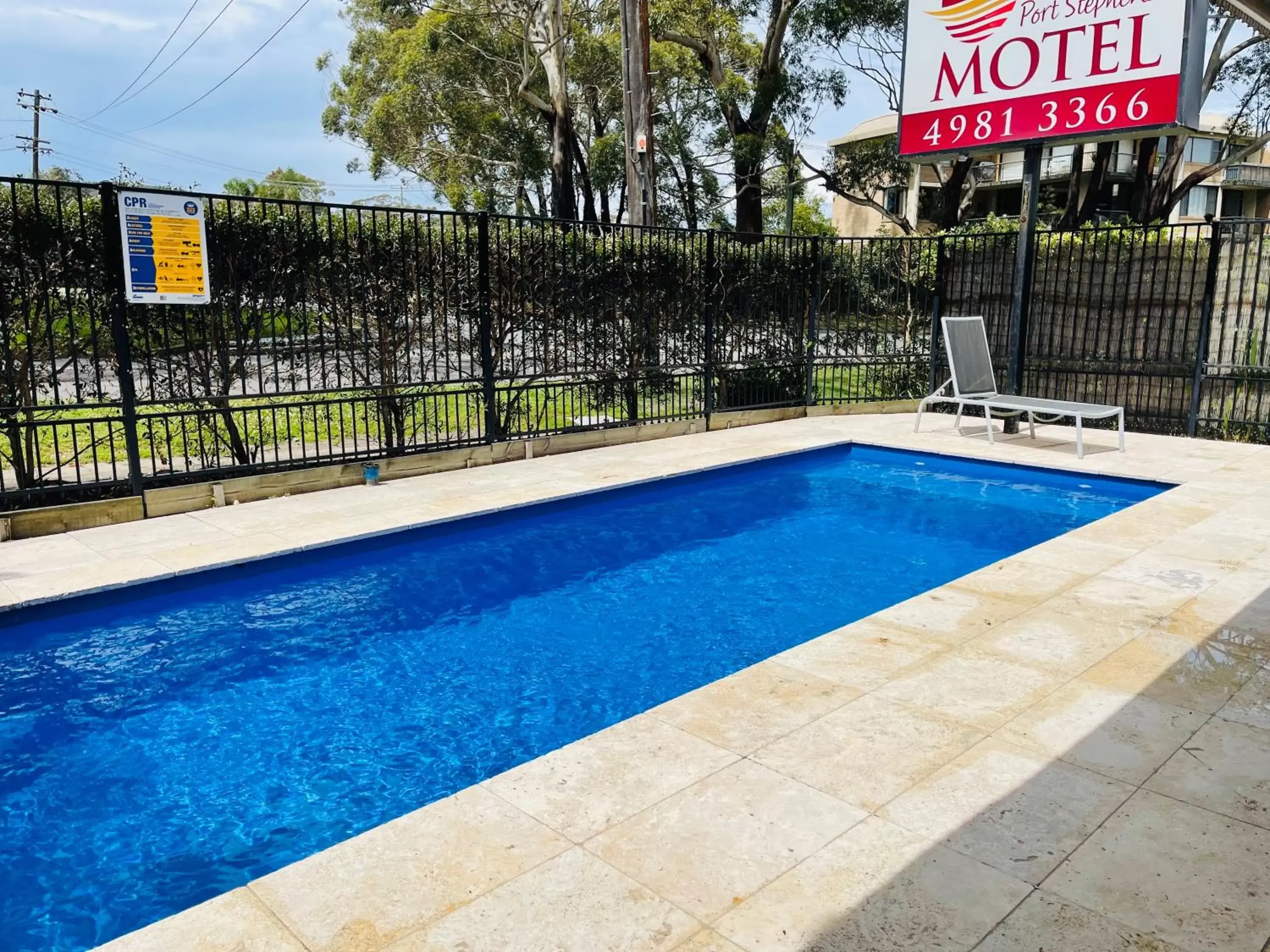 Swimming Pool in Port Stephens Motel