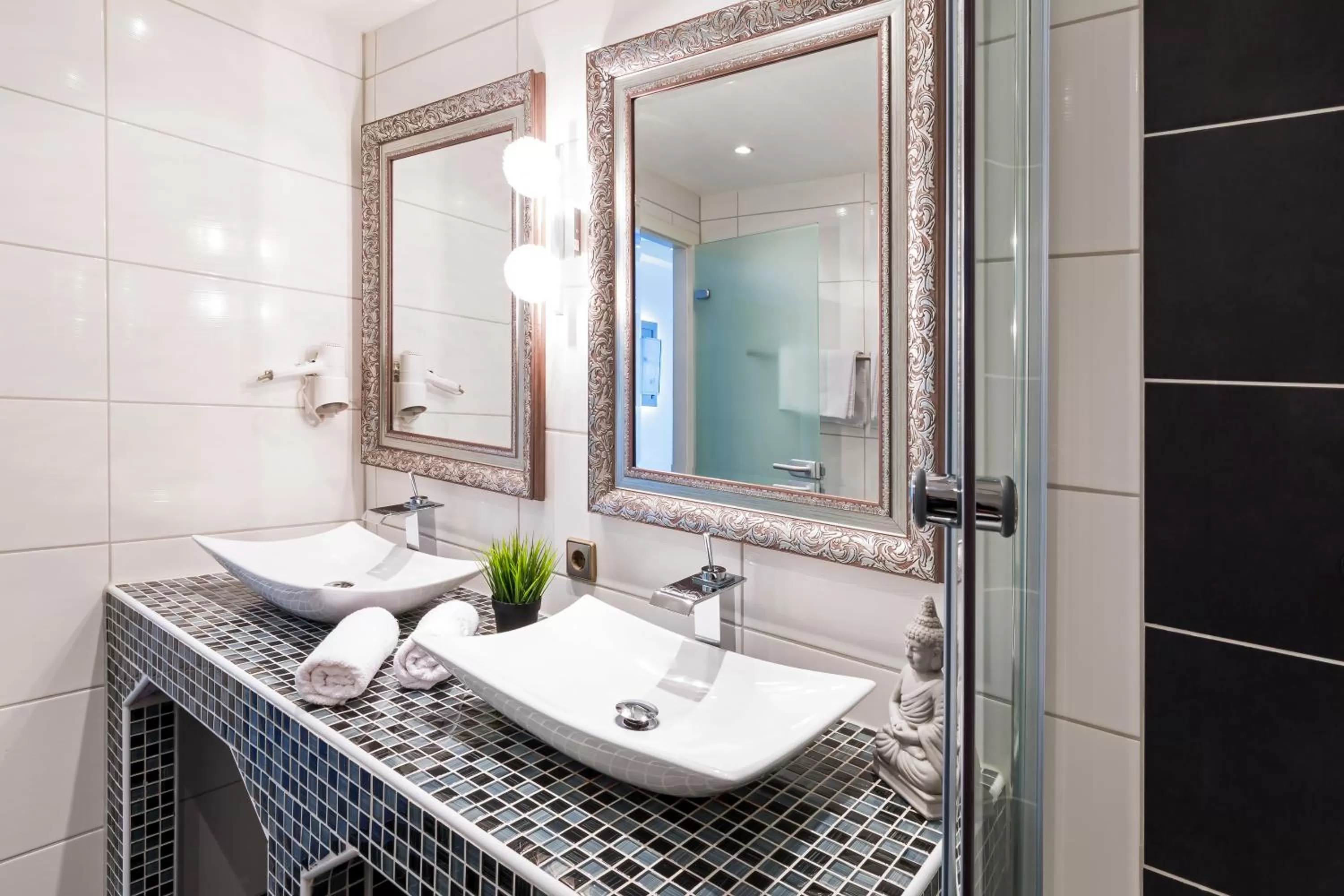 Bathroom in Bavaria Hotel Münchner Hof Superior