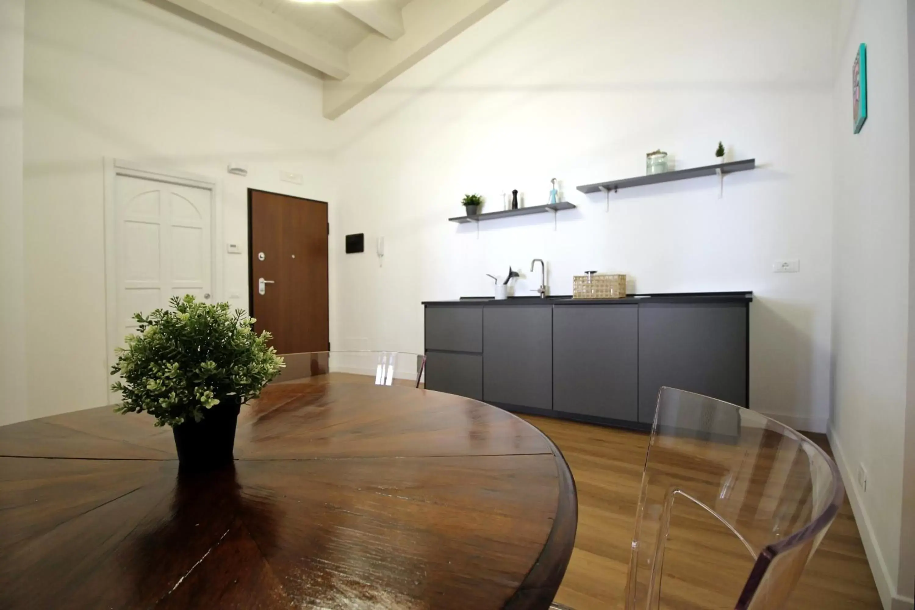 Dining area, Kitchen/Kitchenette in Casa Maggie