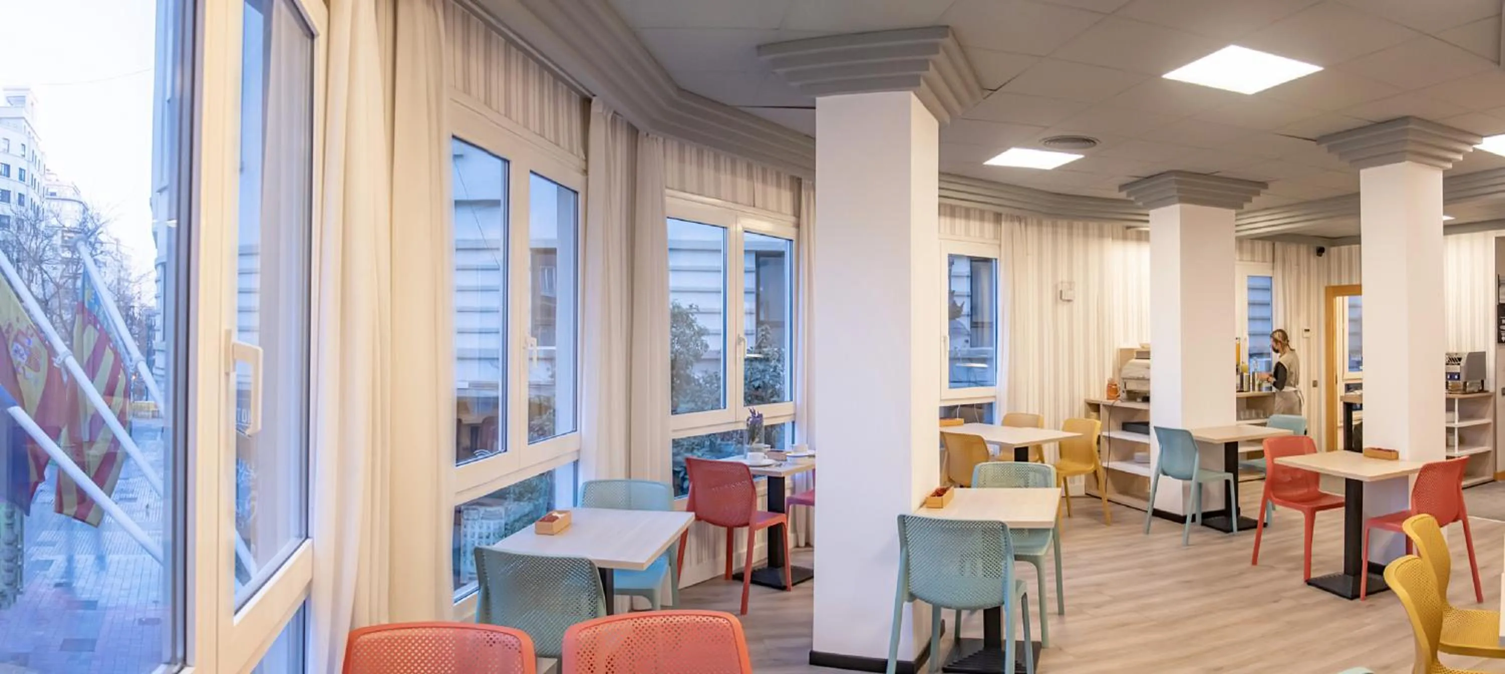 Breakfast in Hotel Mediterraneo Valencia