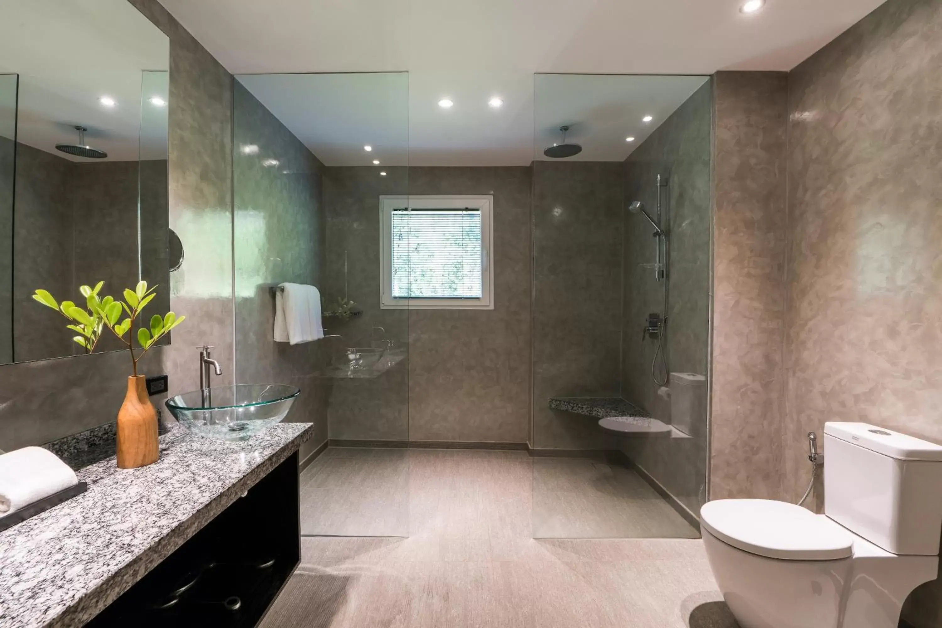 Bathroom in Marina Sands Resort Bathroom in Marina Sands Resort