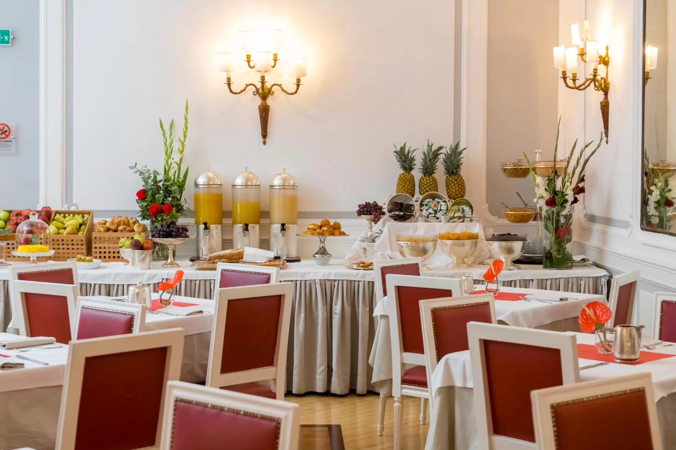 Restaurant/places to eat in Bettoja Hotel Massimo d'Azeglio