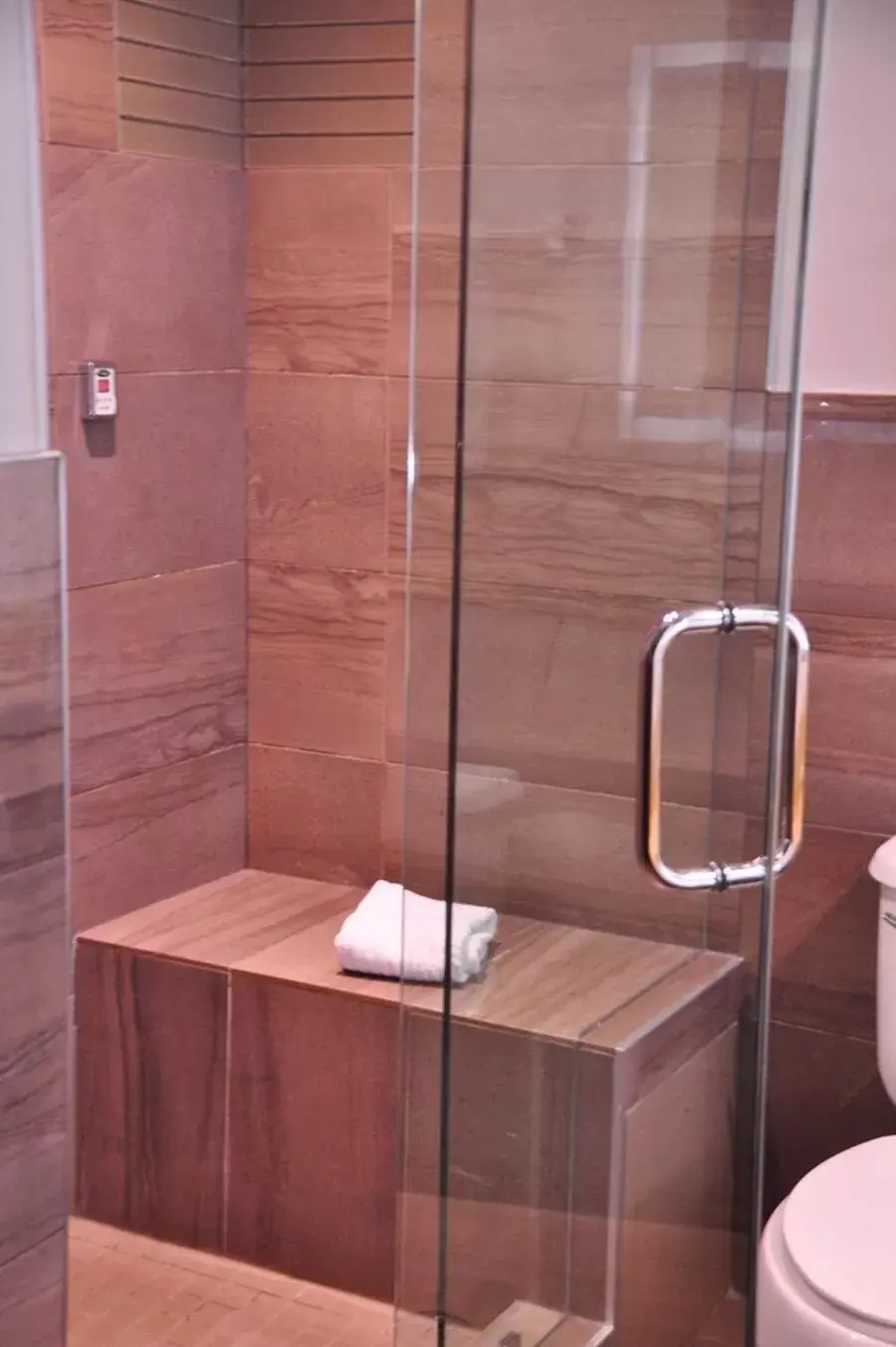 Shower, Bathroom in Hotel 11 by Sonesta