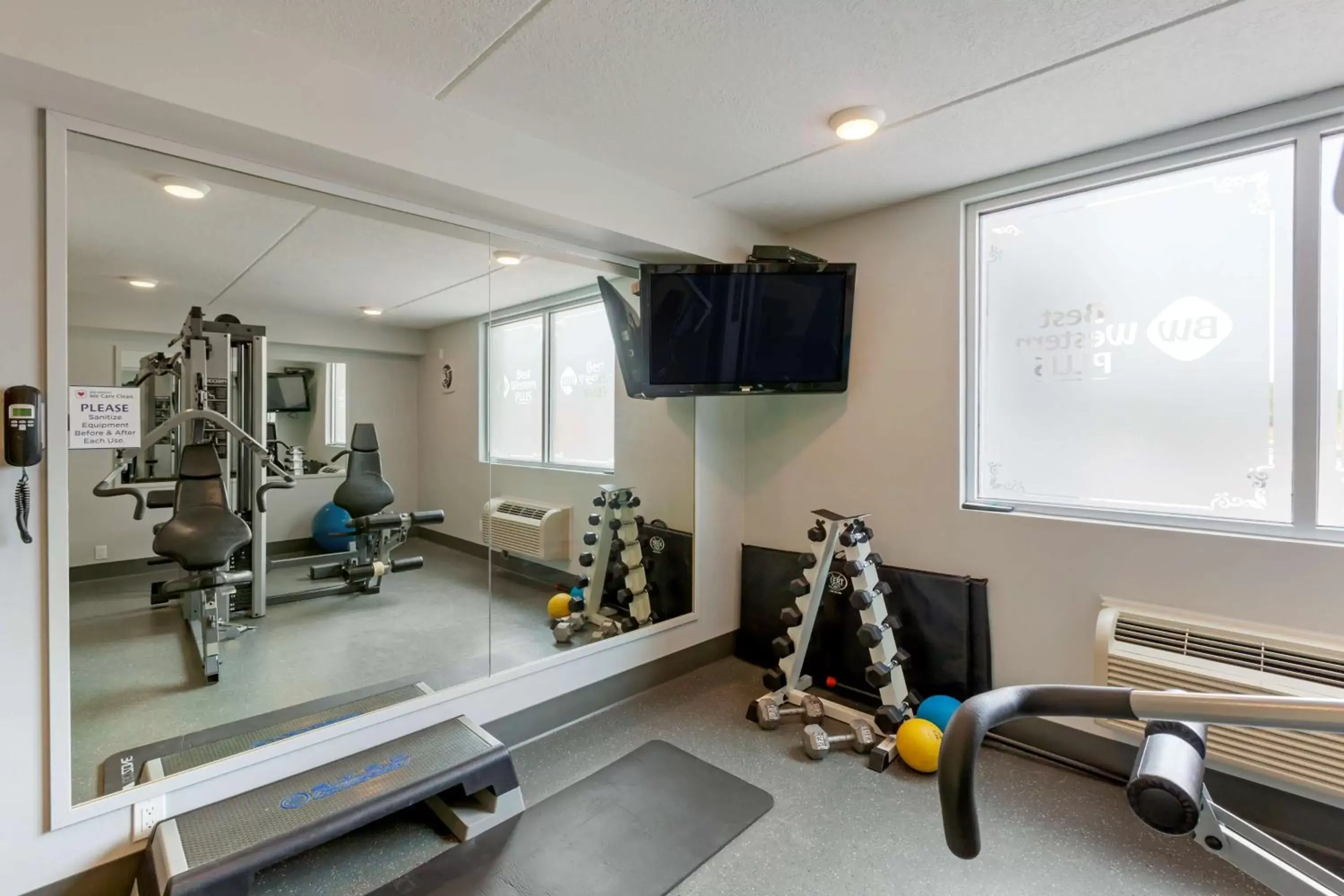 Spa and wellness centre/facilities, Fitness Center/Facilities in Best Western Plus Mariposa Inn & Conference Centre