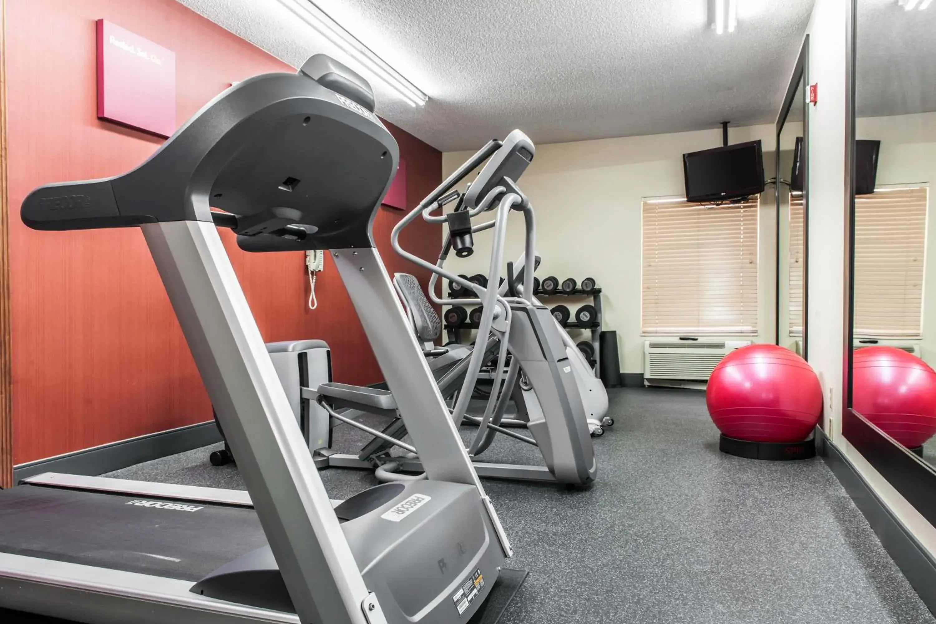 Fitness centre/facilities, Fitness Center/Facilities in Comfort Inn Blue Ash North