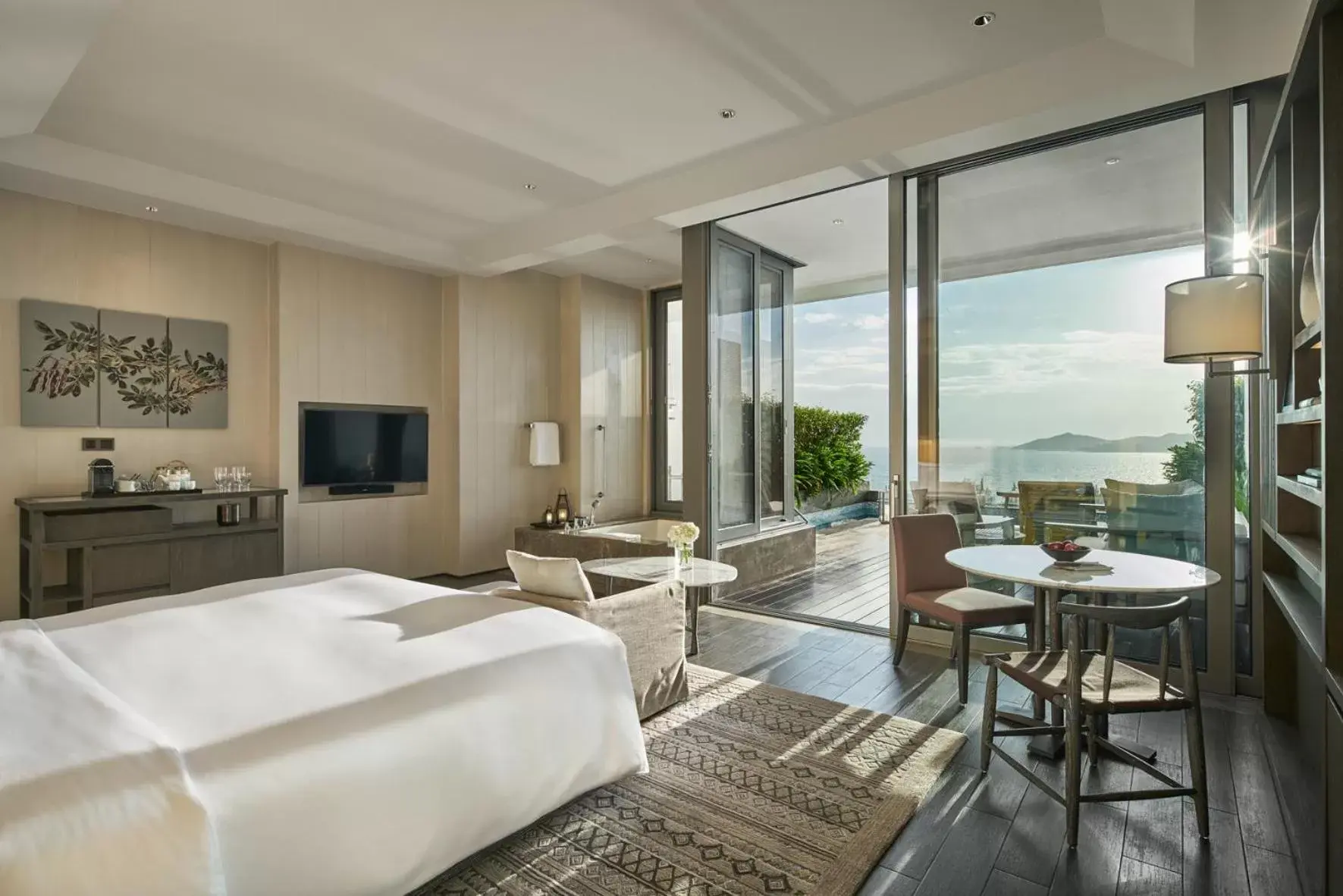 Bedroom in Rosewood Sanya