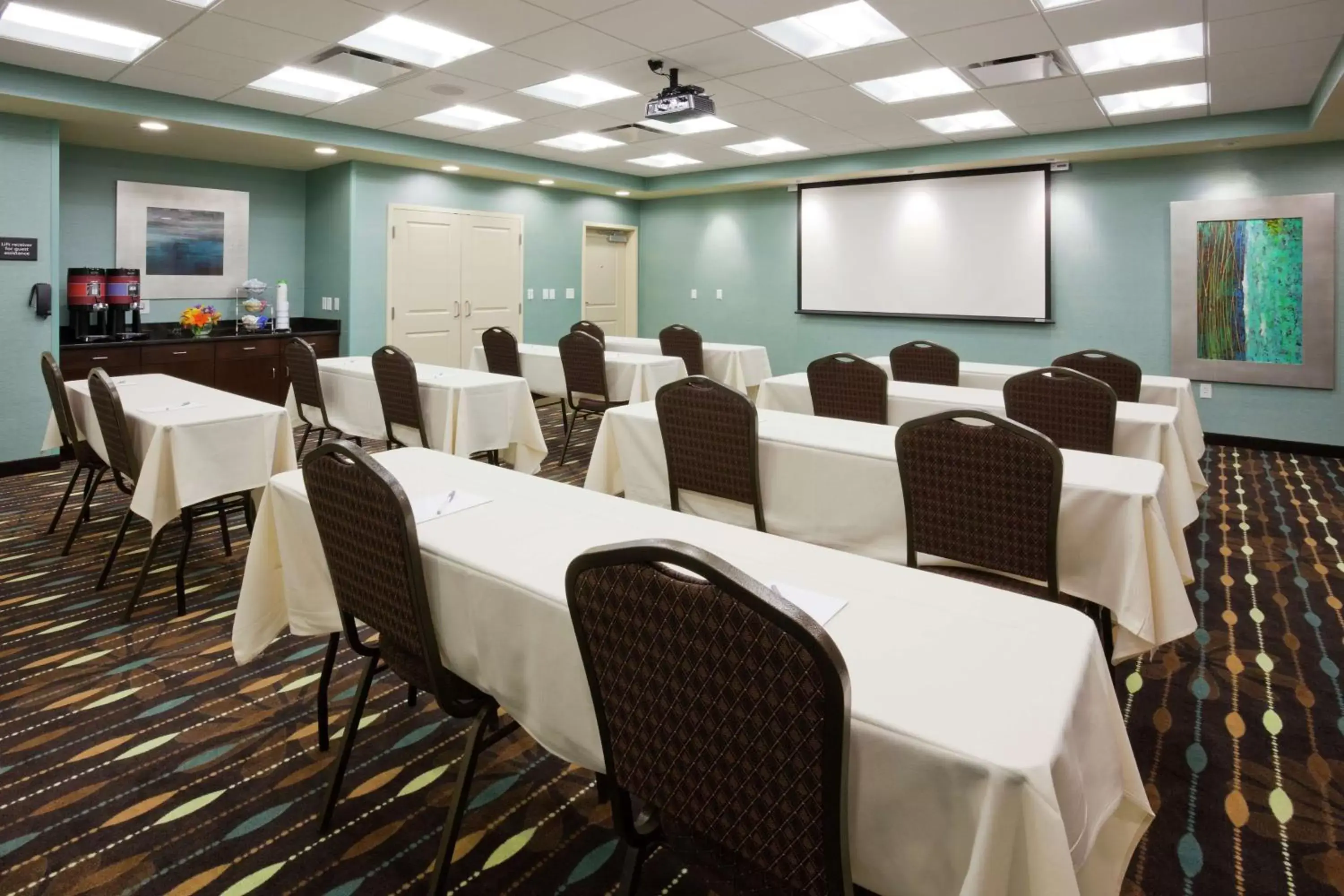 Meeting/conference room in Hampton Inn & Suites Minneapolis West/ Minnetonka