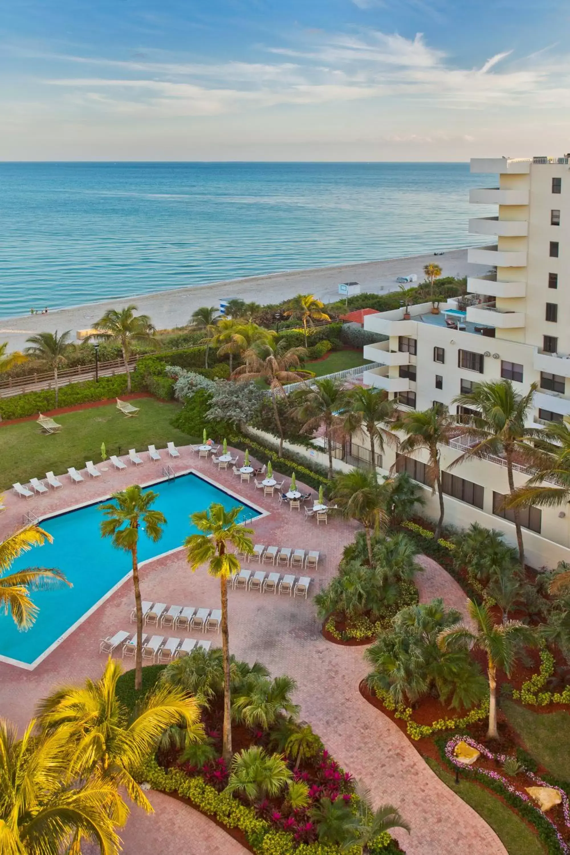 Property building, Pool View in Holiday Inn Miami Beach-Oceanfront, an IHG Hotel