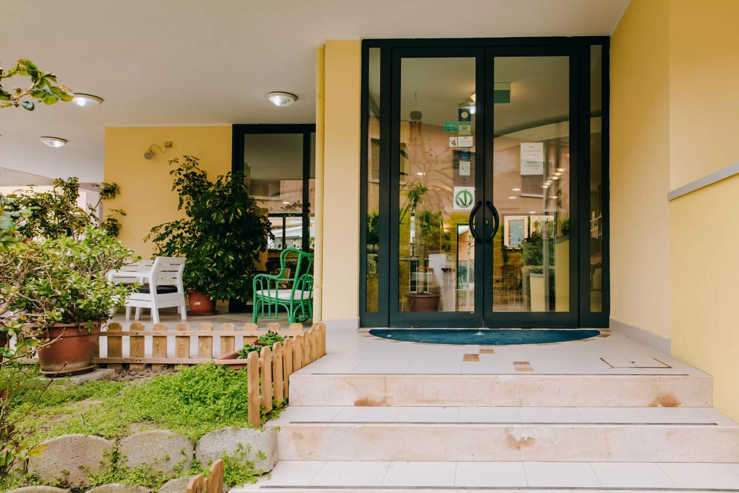 Facade/entrance in Hotel Villa Claudia
