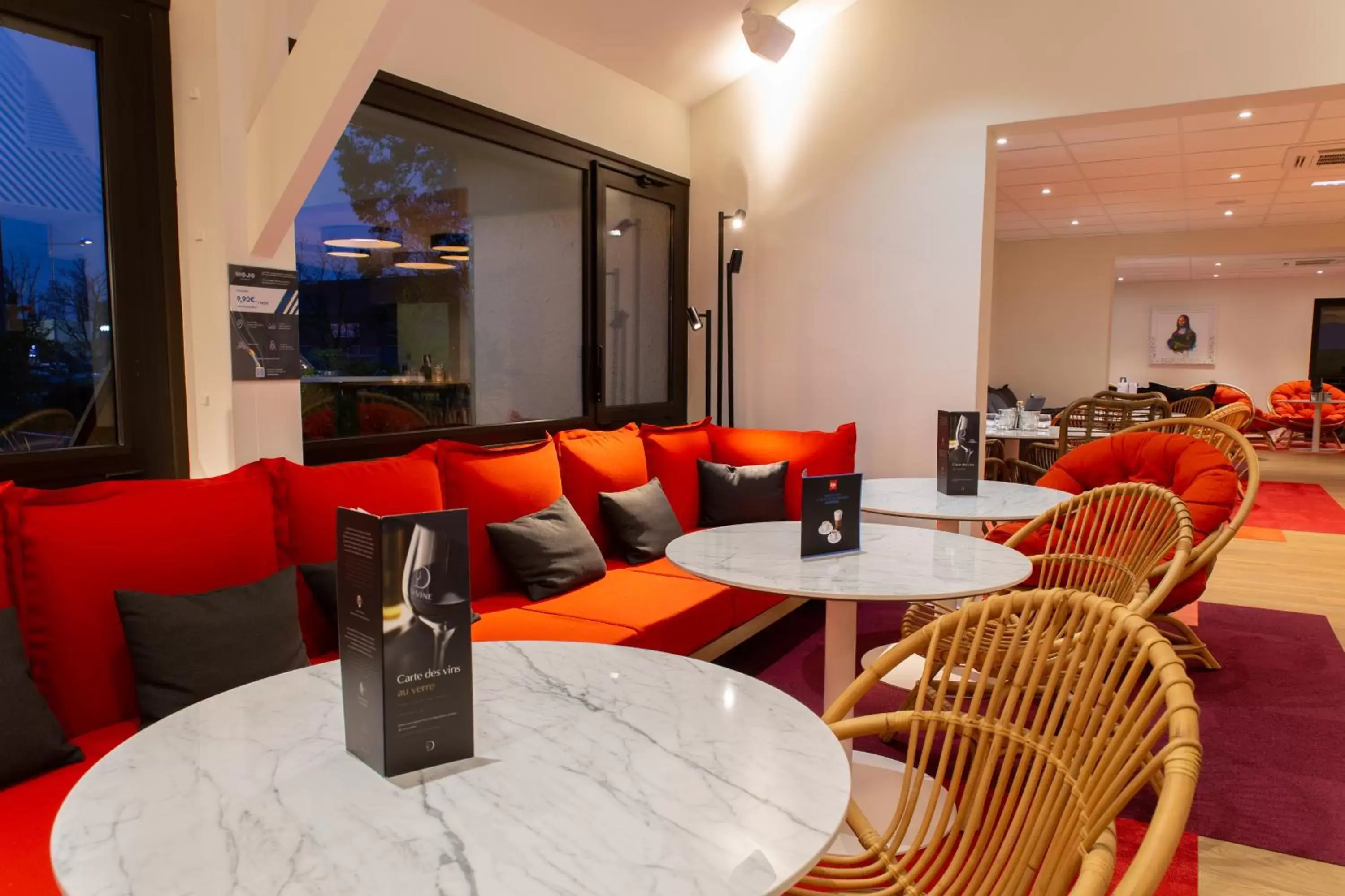 Restaurant/places to eat, Lounge/Bar in ibis Tours Sud