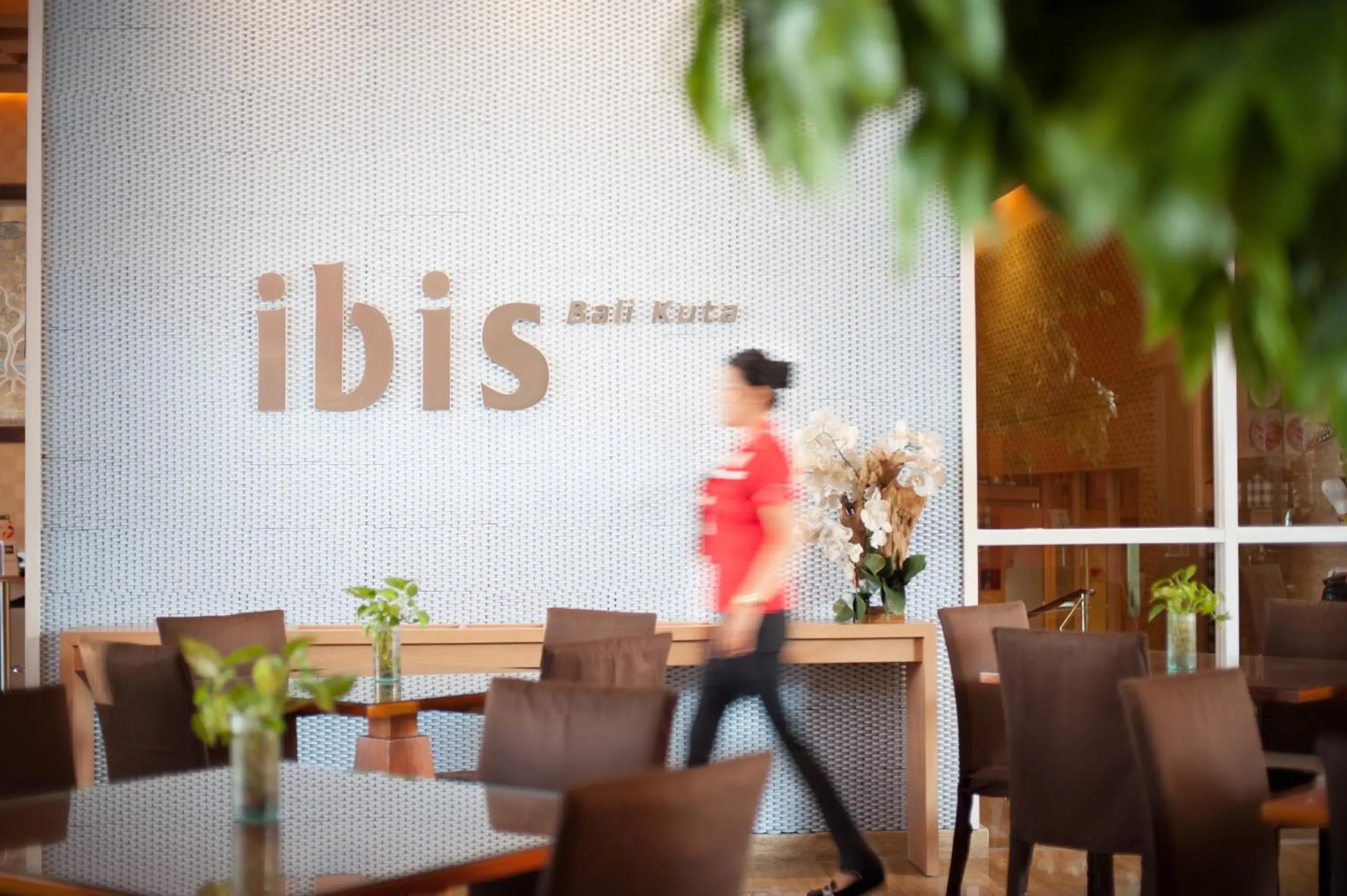 Staff, Restaurant/Places to Eat in Ibis Bali Kuta