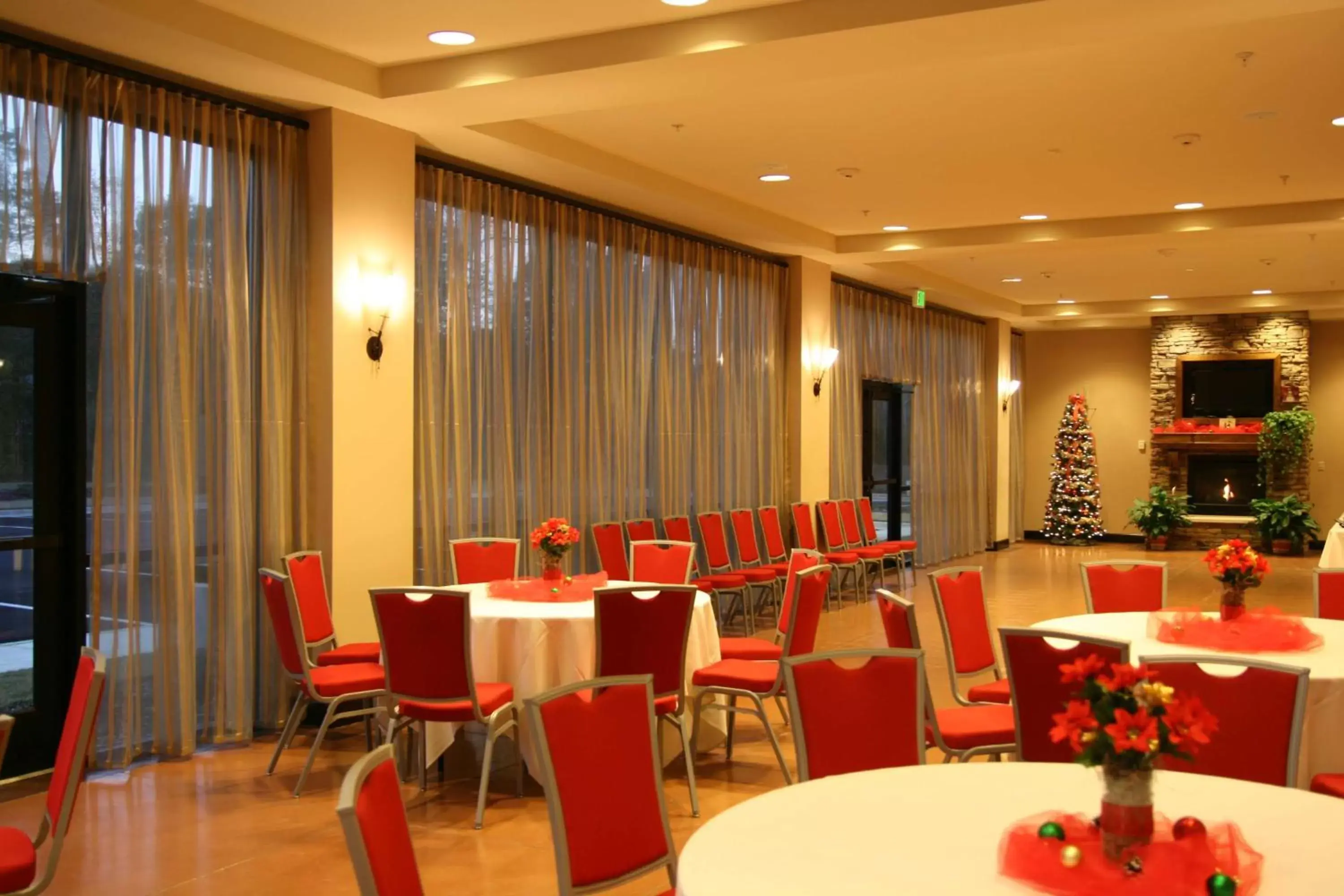 Meeting/conference room, Restaurant/Places to Eat in Hampton Inn By Hilton Jacksonville