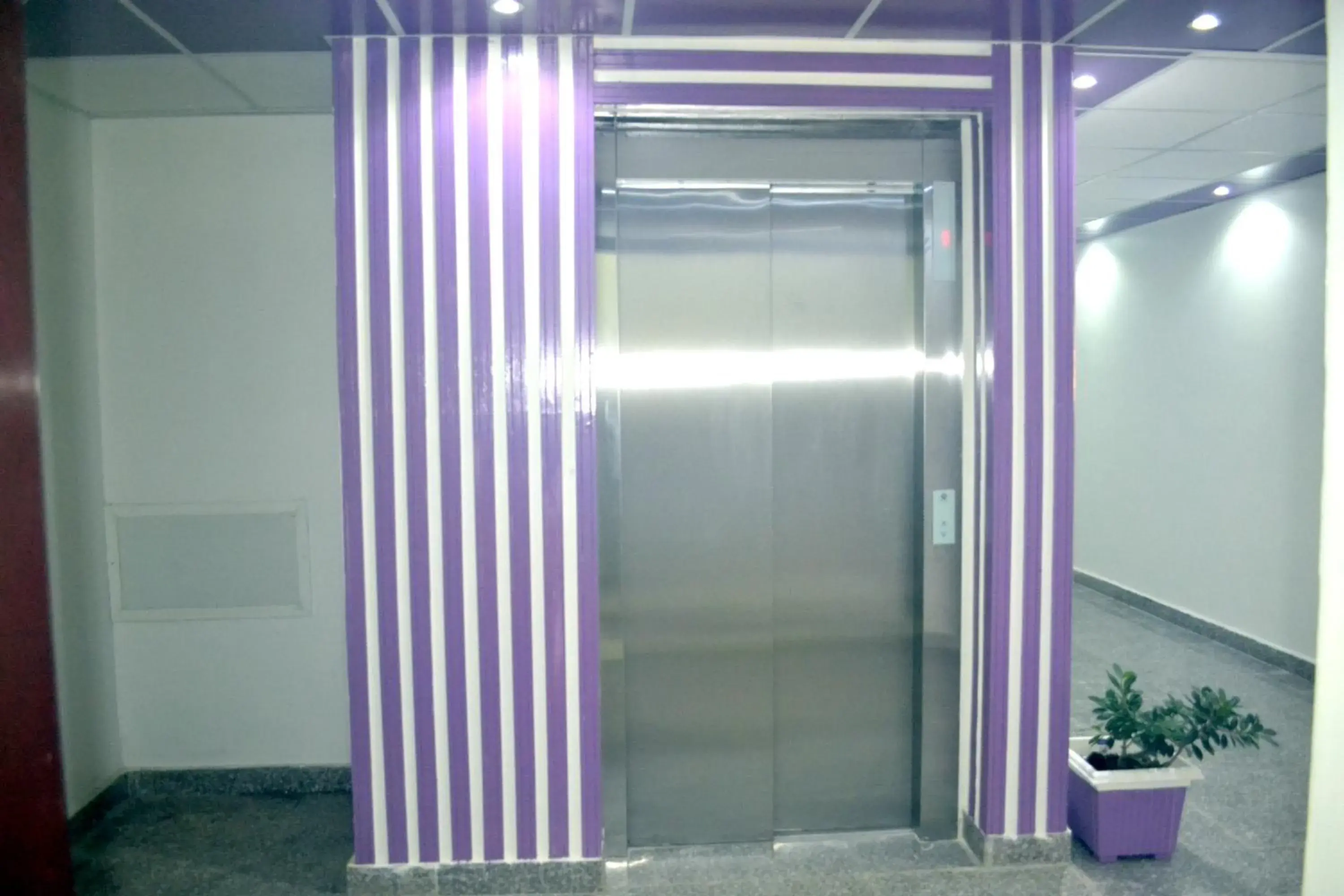 elevator, Bathroom in Gateway Salalah Apartments
