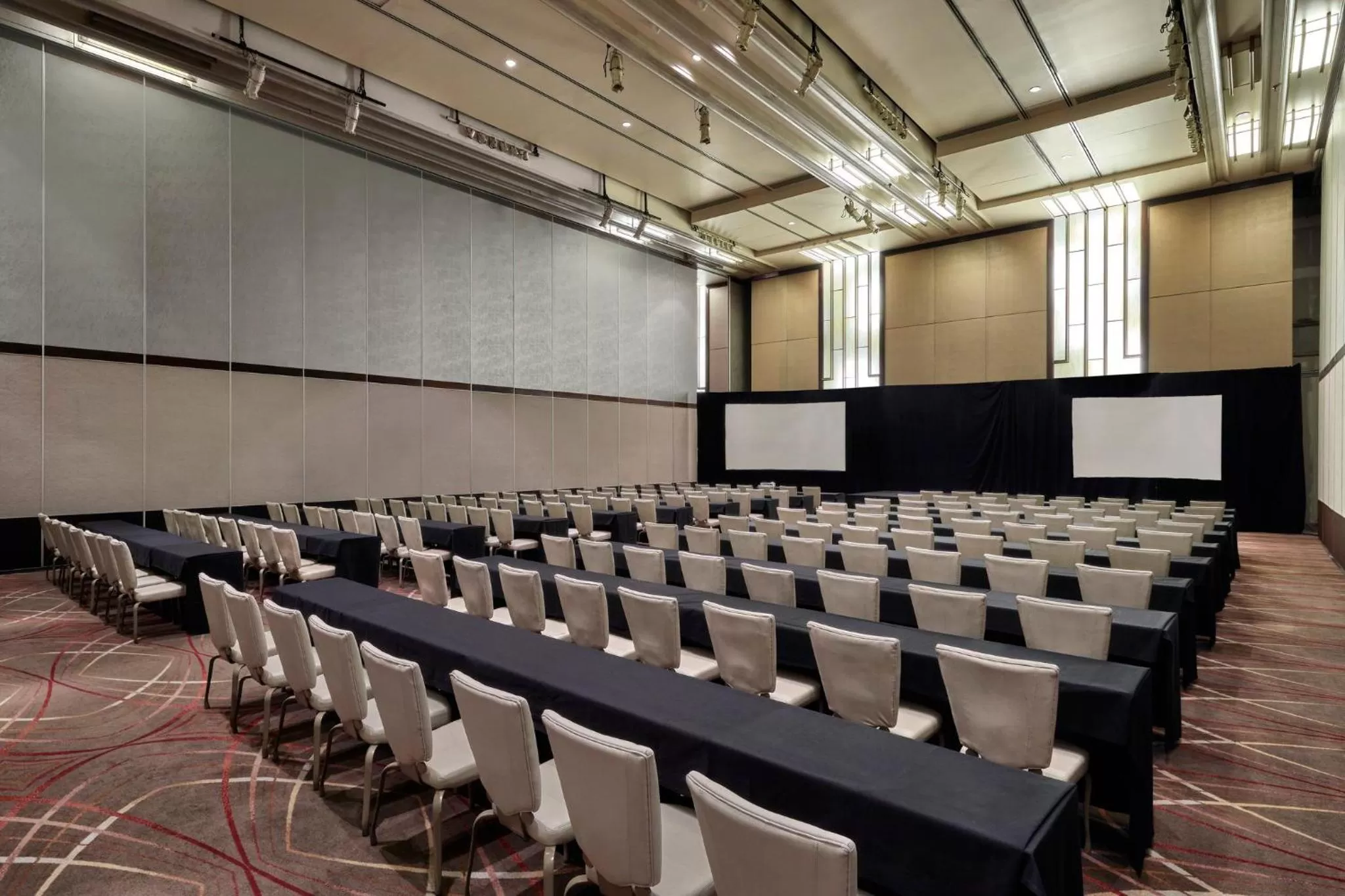 Banquet/Function facilities in Loews Hollywood Hotel