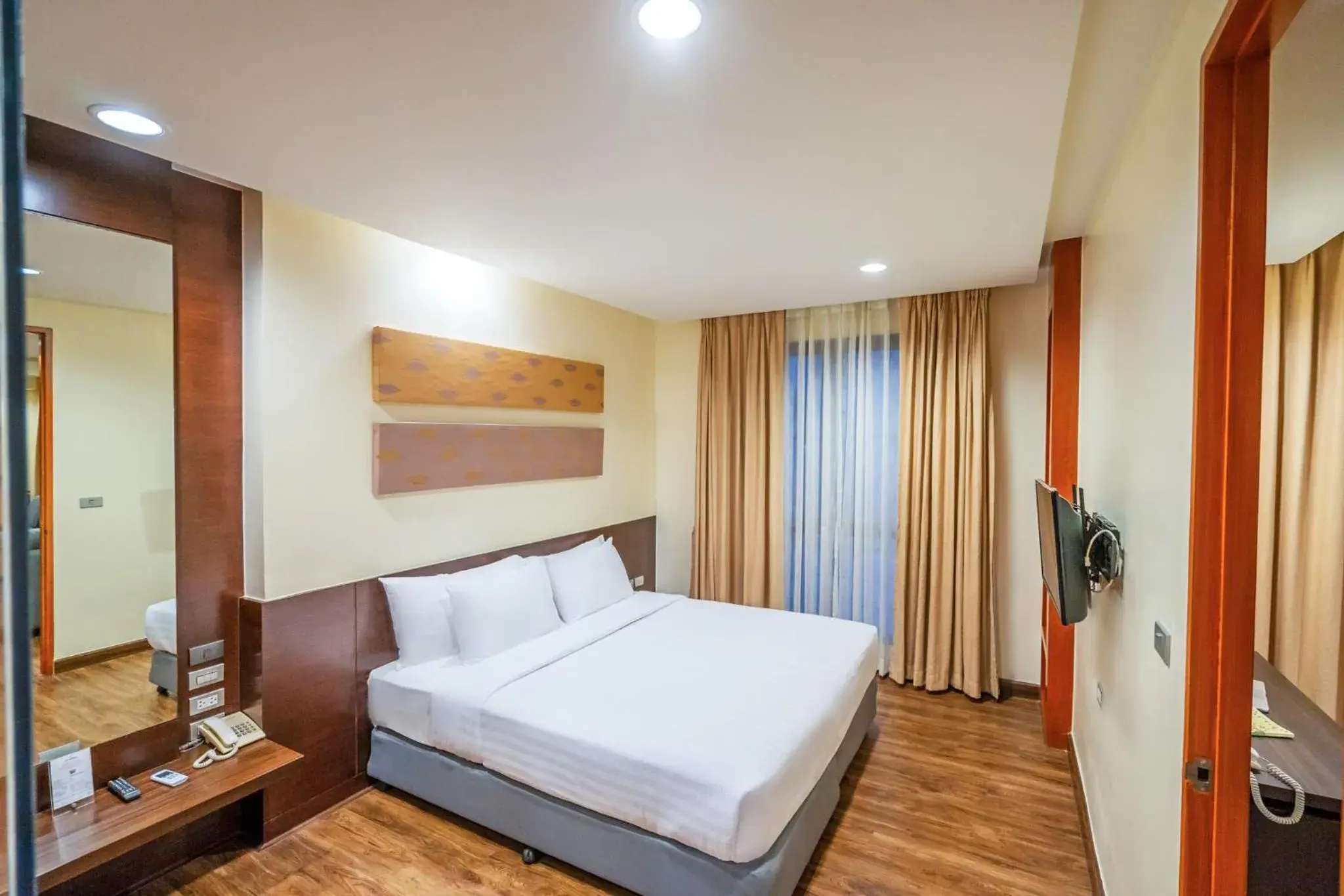 Bed in Amanta Hotel & Residence Ratchada