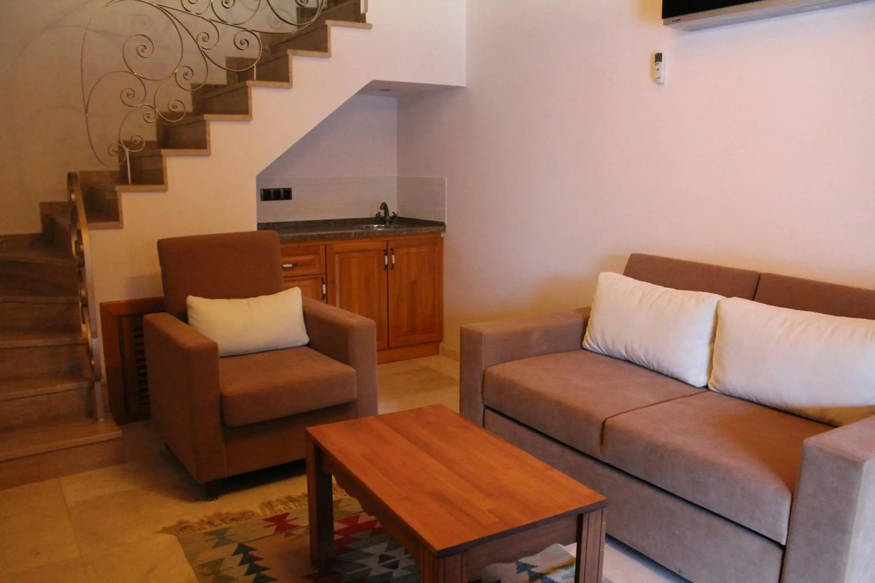 Living room, Seating Area in Bc Spa Hotel