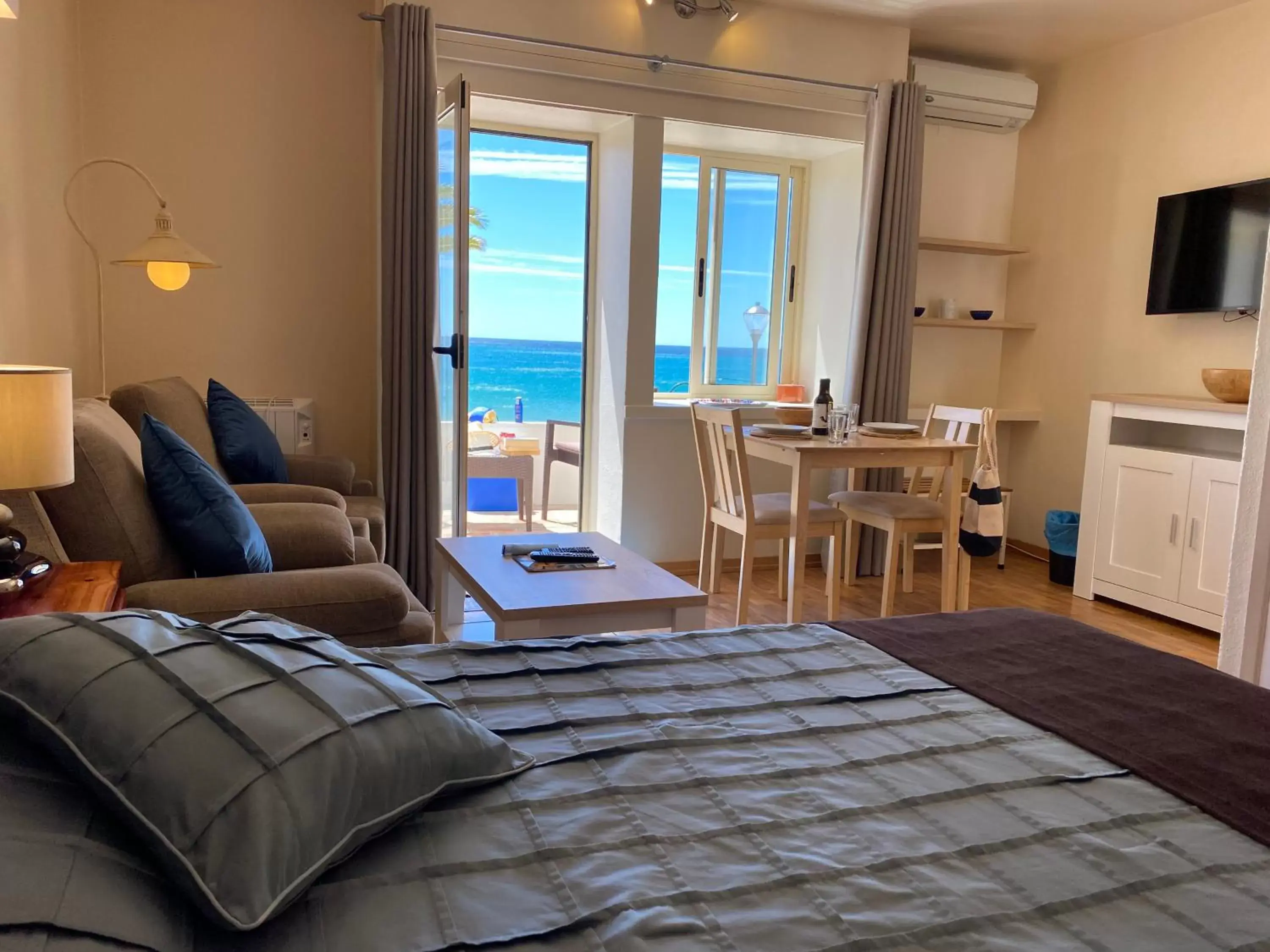 Living room in Luz Beach Apartments