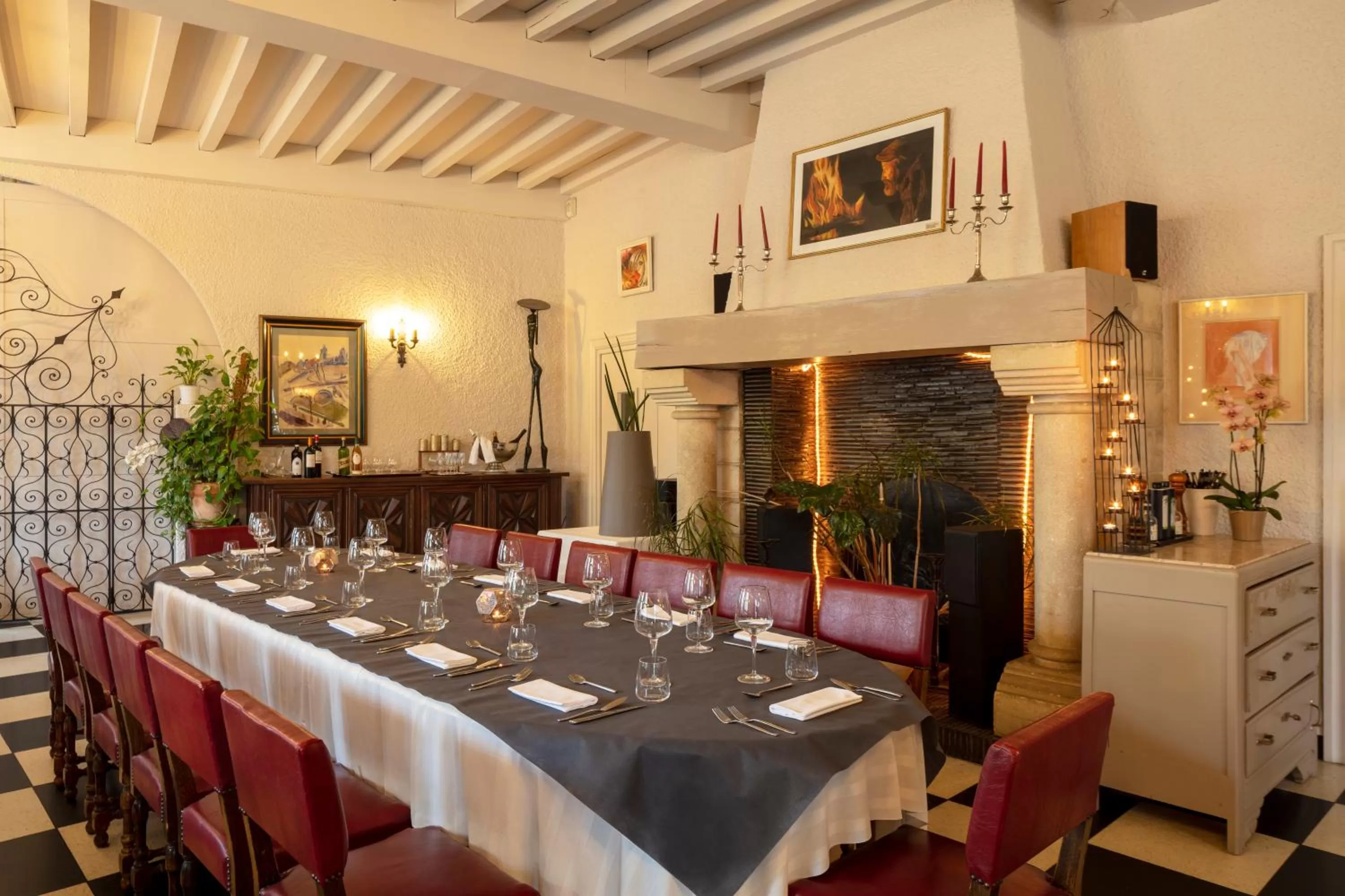 Restaurant/places to eat in Hotel La Chaumière