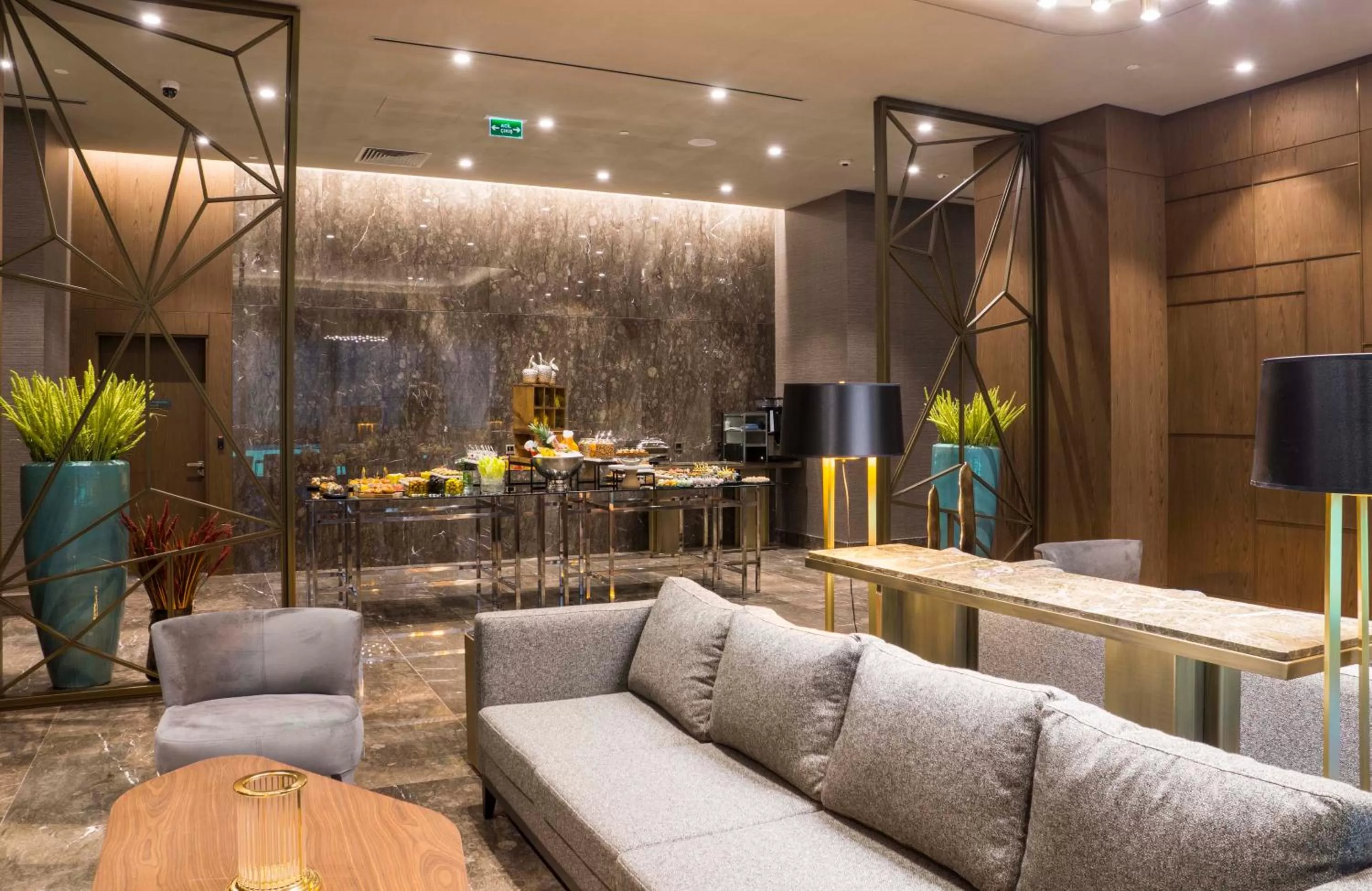 Business facilities in Radisson Collection Hotel, Vadistanbul