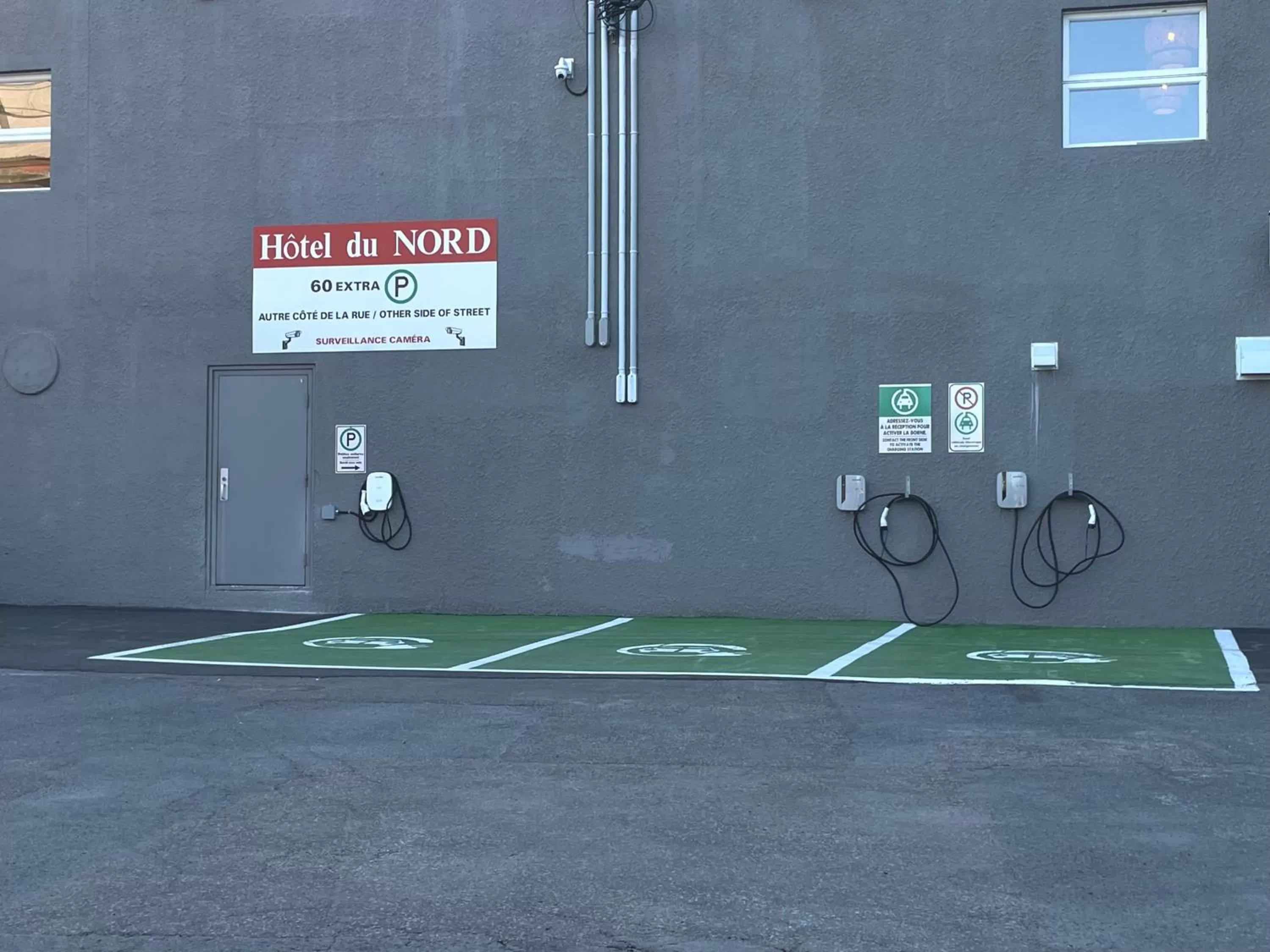 Parking in Hotel du Nord