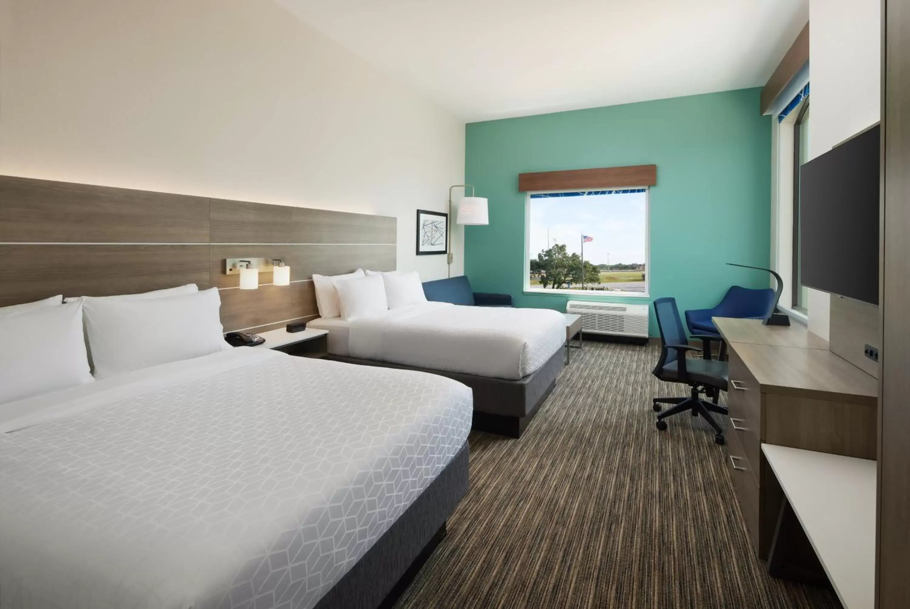 Queen Suite with Two Queen Beds and Hearing Accessability in Holiday Inn Express & Suites Gulf Breeze - Pensacola Area by IHG Queen Suite with Two Queen Beds and Hearing Accessability in Holiday Inn Express & Suites Gulf Breeze - Pensacola Area by IHG