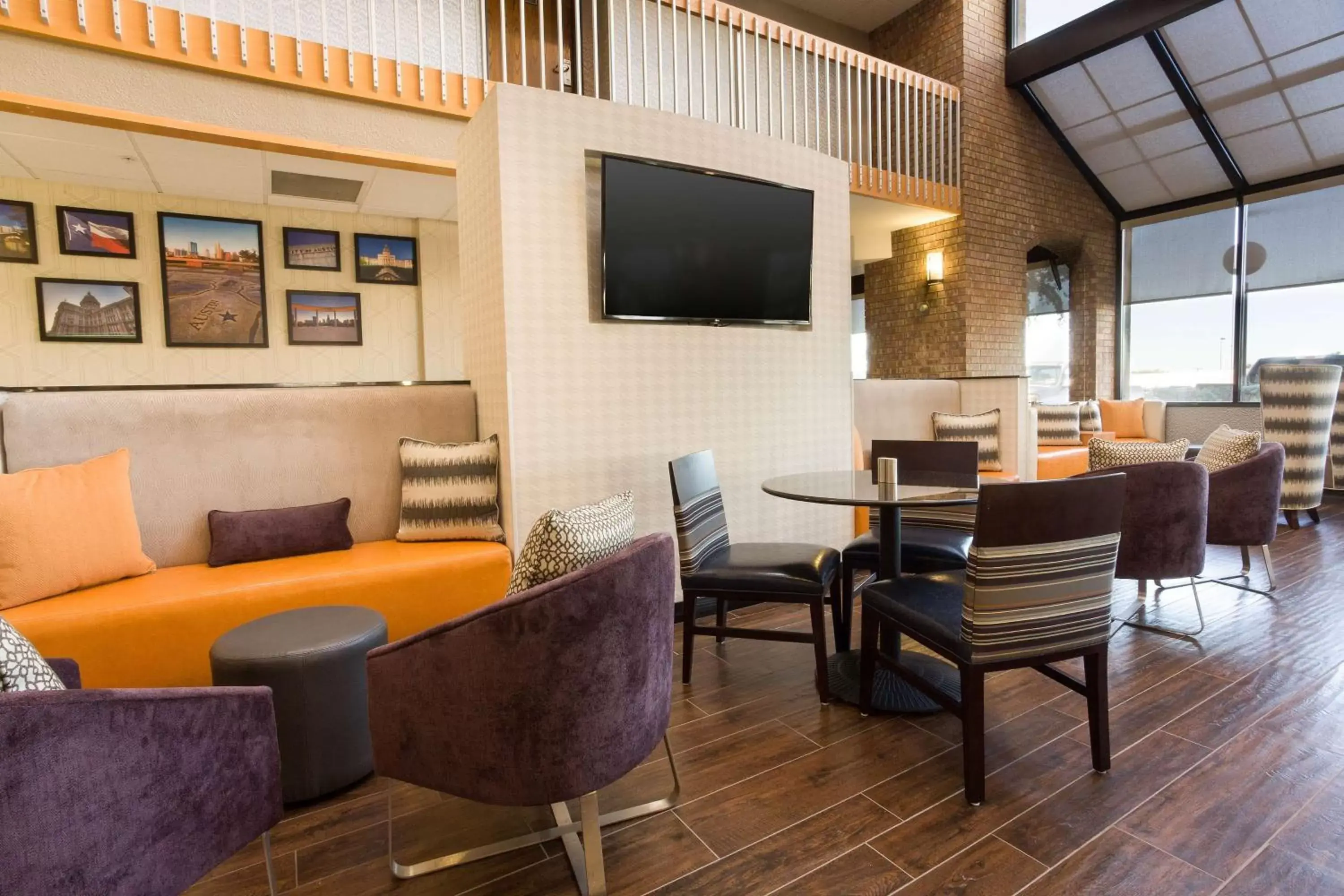 Lobby or reception, Seating Area in Drury Inn & Suites Austin North