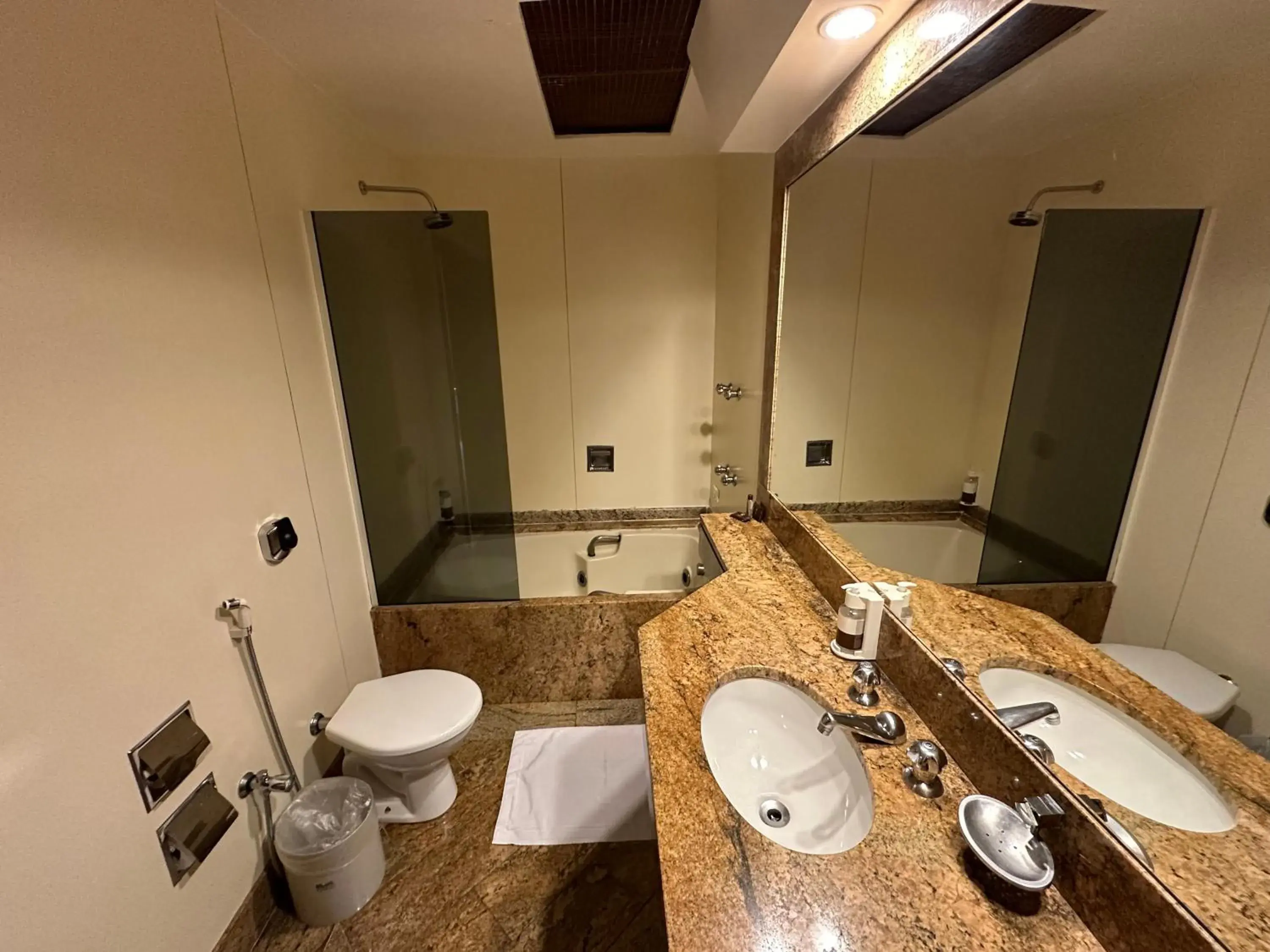 Bathroom in Riale Imperial Flamengo