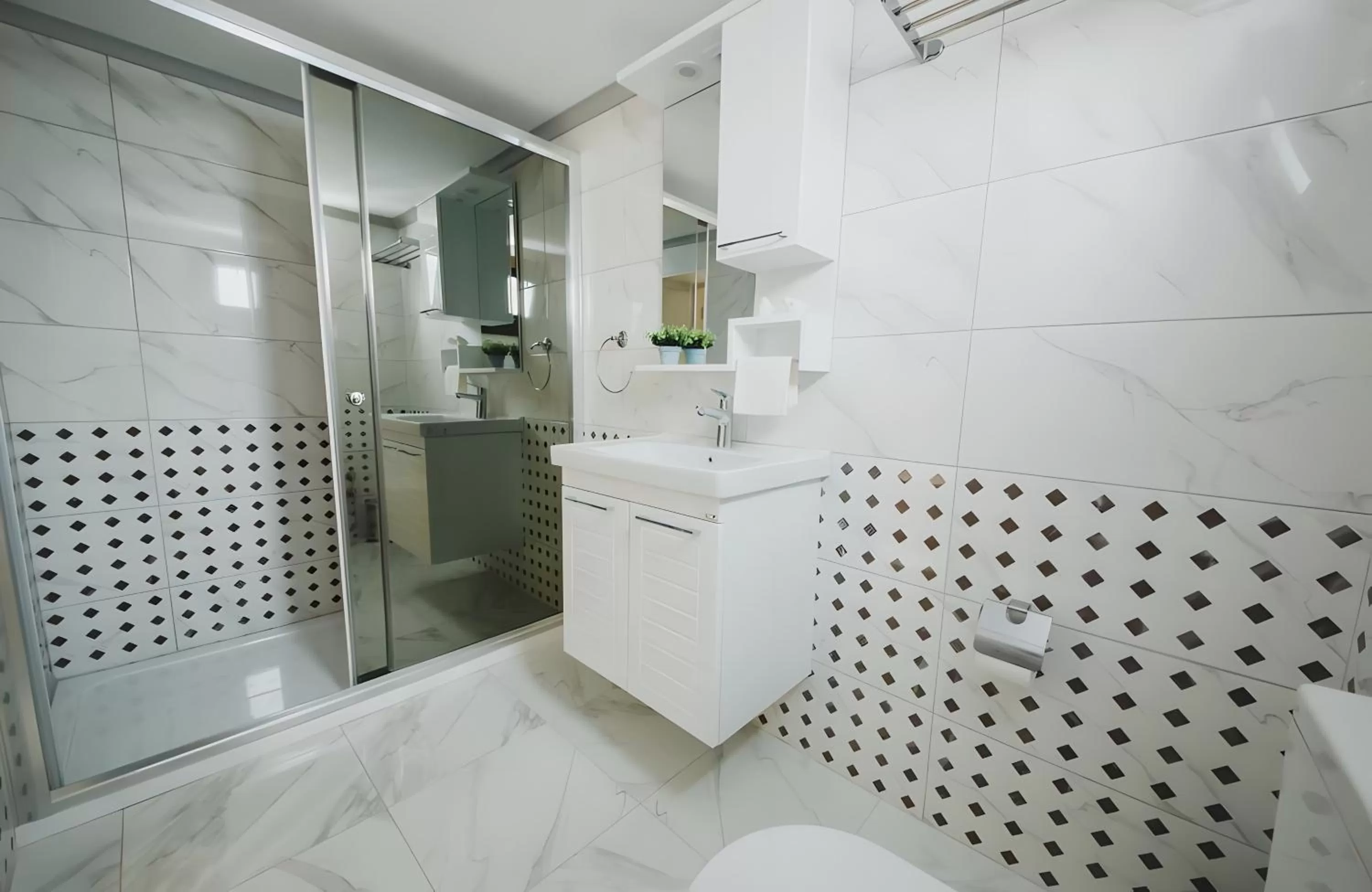 Shower in SOFIA BOUTIQUE HOTEL