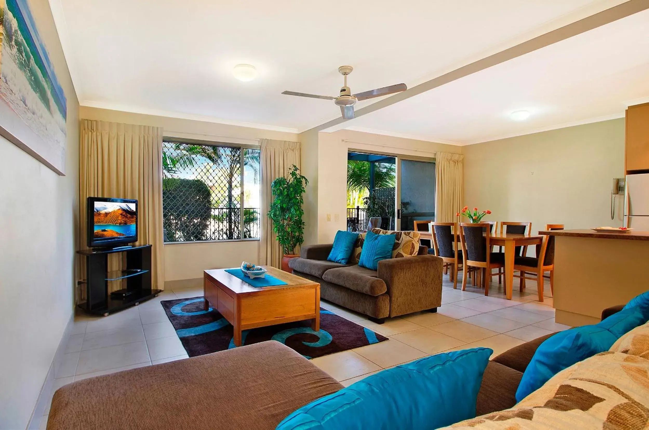 Three-Bedroom Townhouse in Ivory Palms Resort Noosa Three-Bedroom Townhouse in Ivory Palms Resort Noosa
