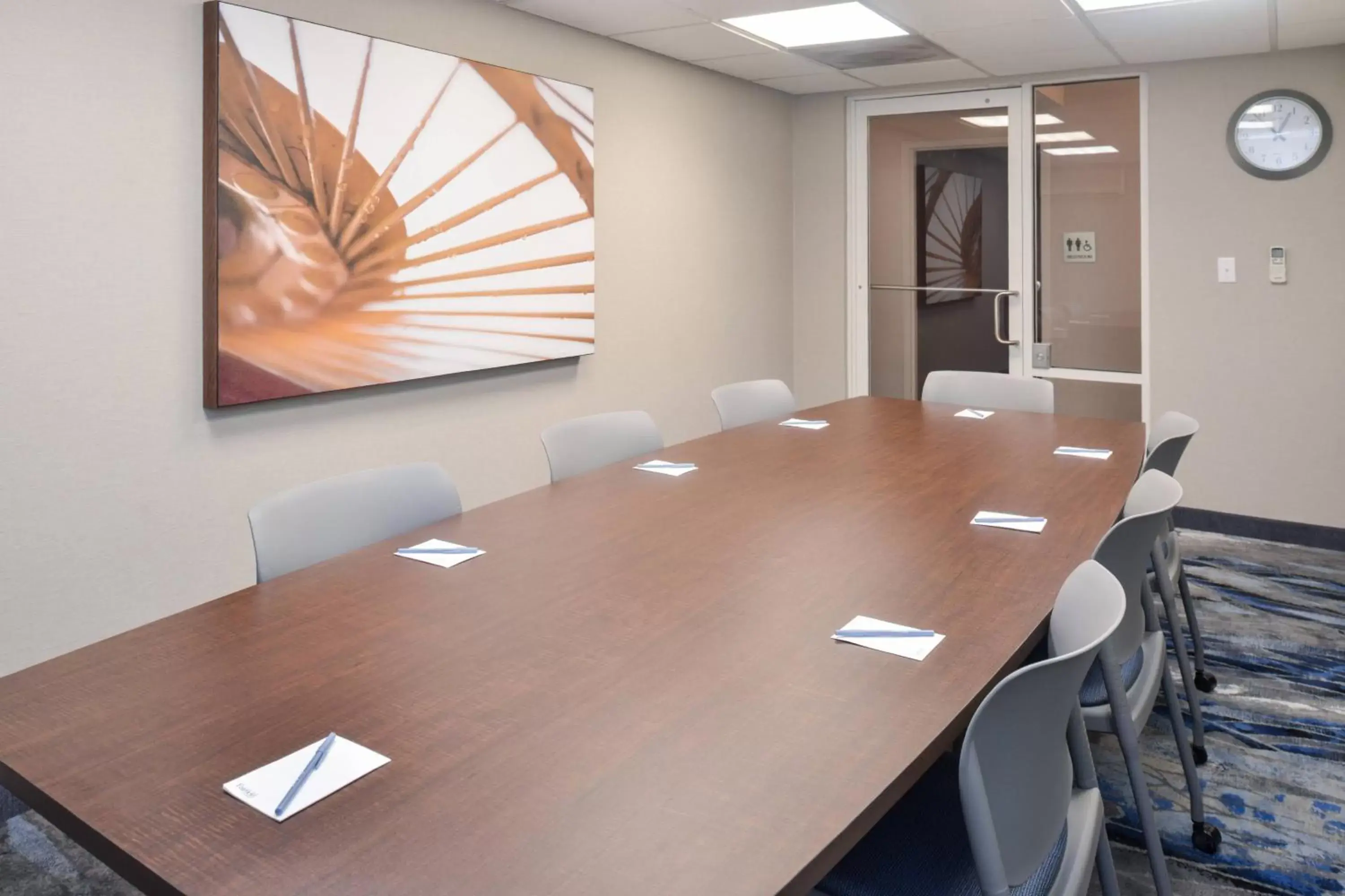 Meeting/conference room in Fairfield Inn & Suites by Marriott Pittsburgh New Stanton