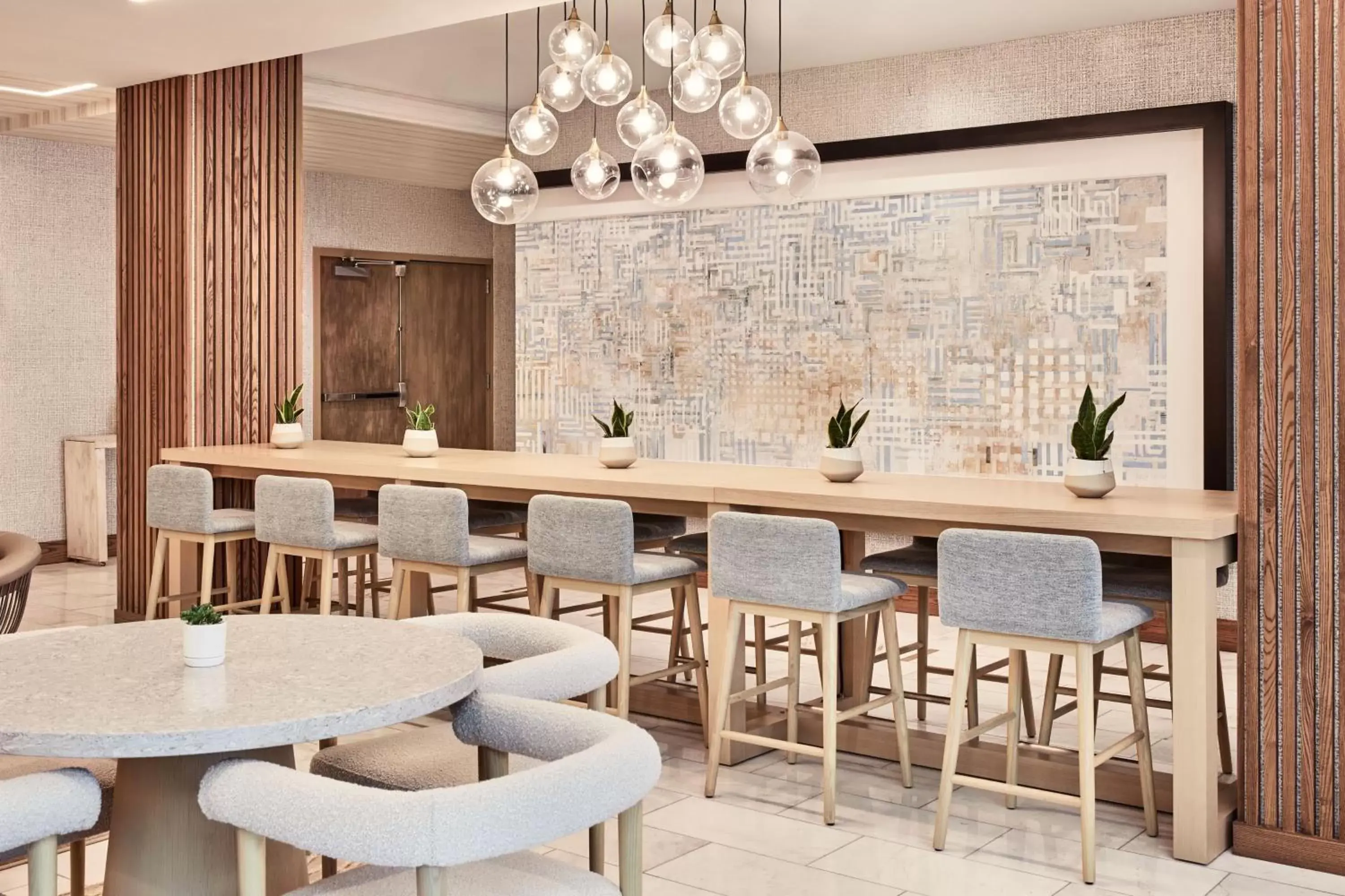 Lobby or reception, Lounge/Bar in AC Hotel by Marriott San Diego Downtown Gaslamp Quarter
