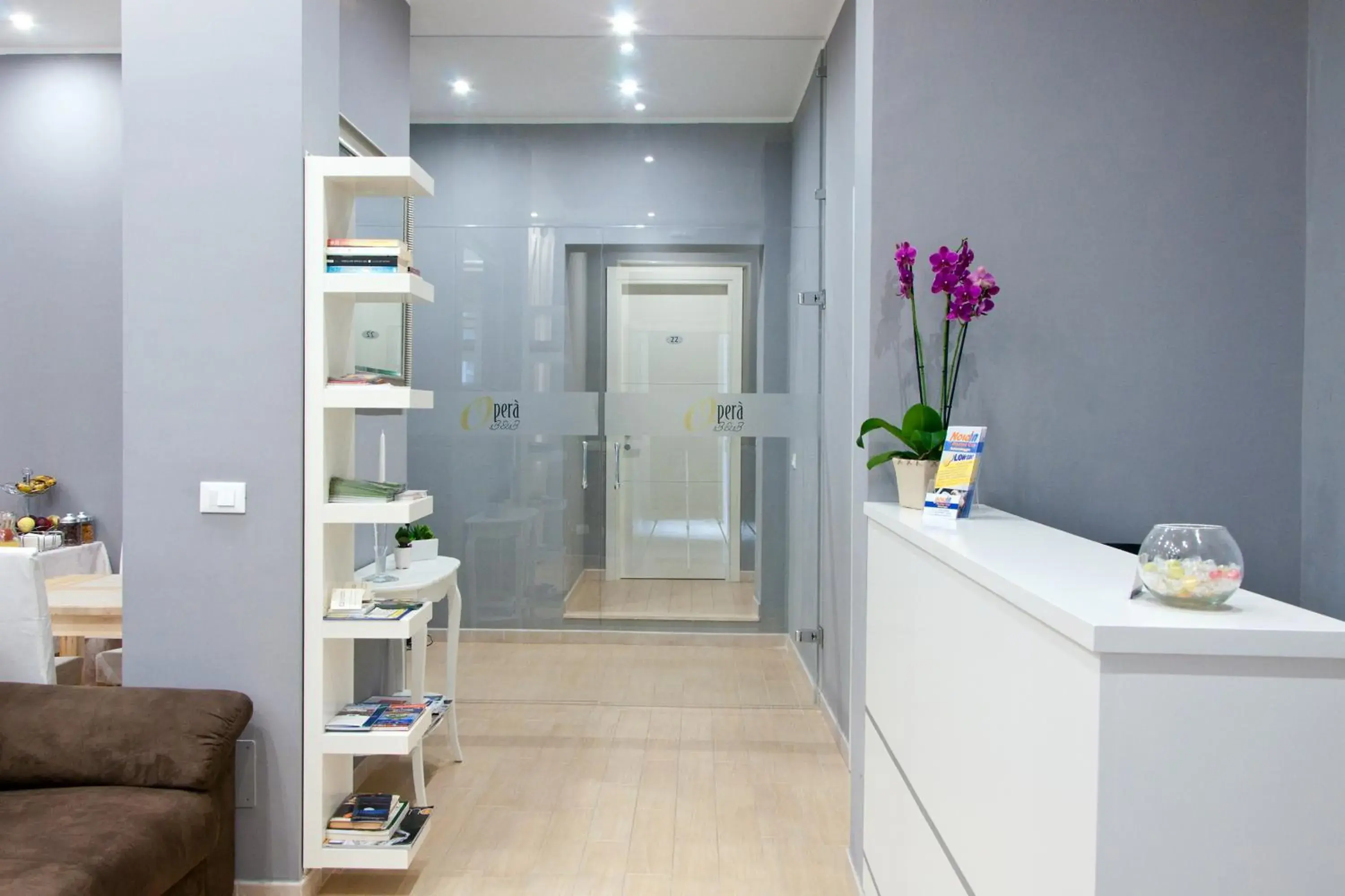 Lobby or reception in Operà Lobby or reception in Operà