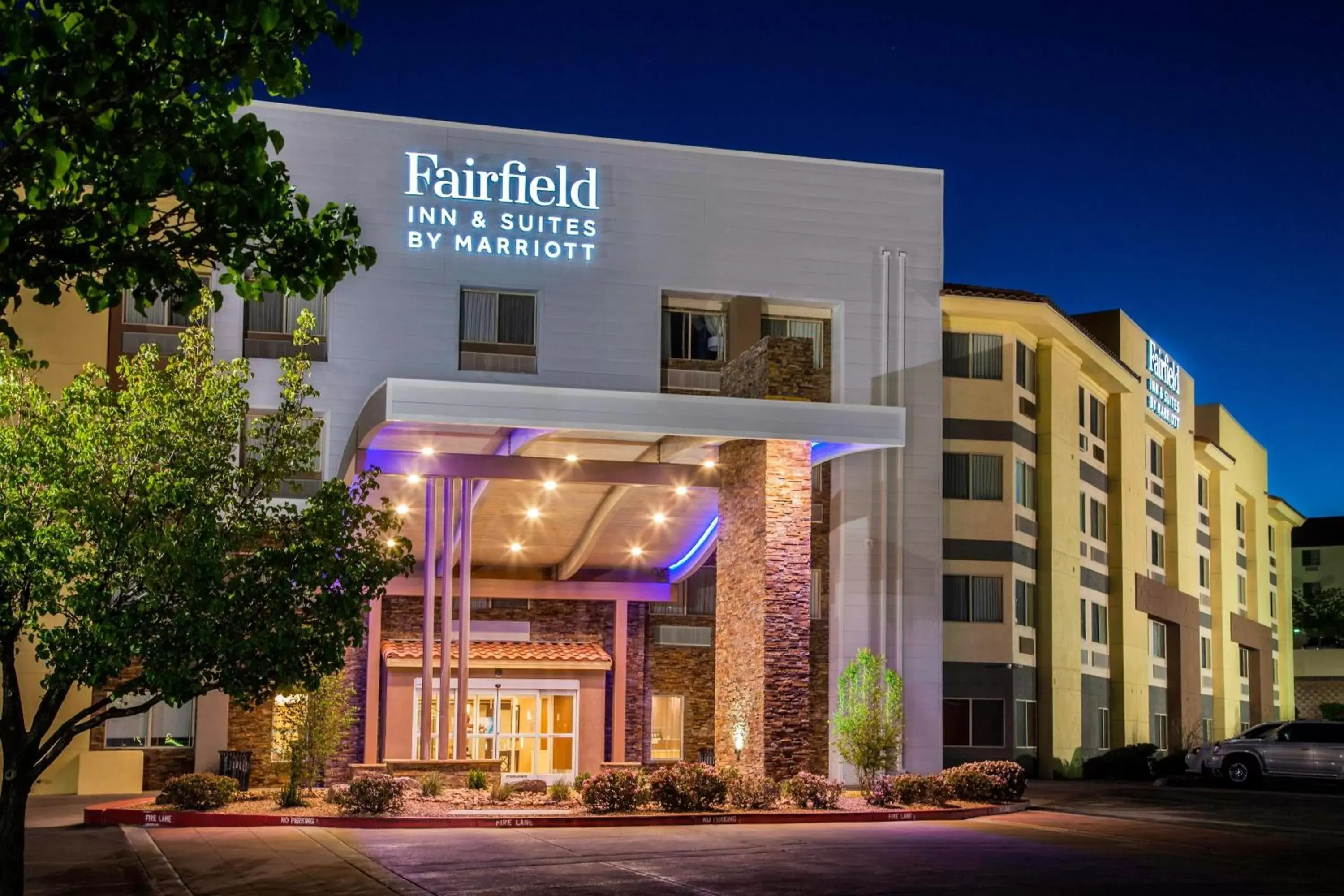 Property Building in Fairfield Inn & Suites by Marriott Albuquerque Airport