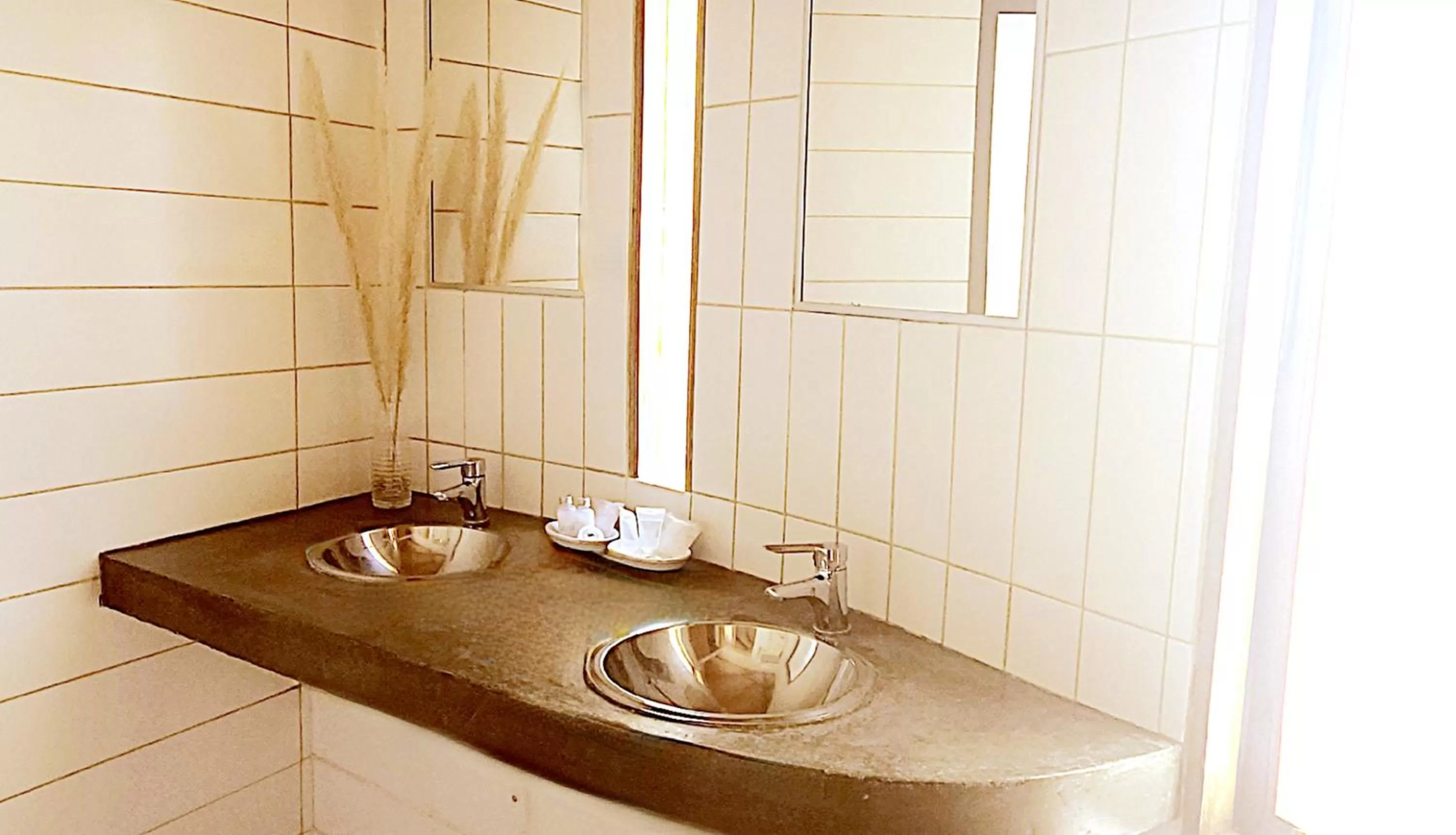 Bathroom in Hotel Tulor