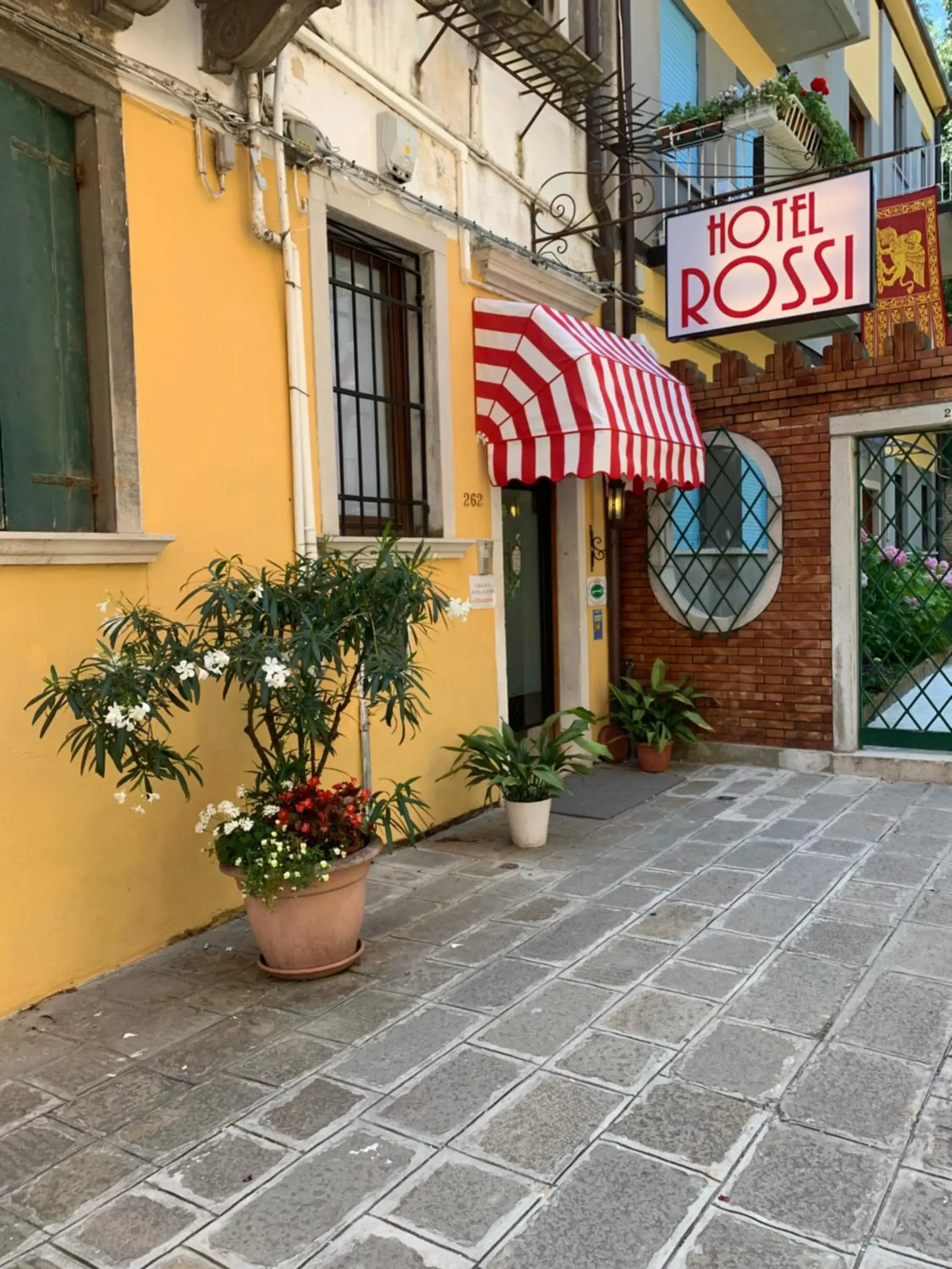 Facade/entrance in Hotel Rossi