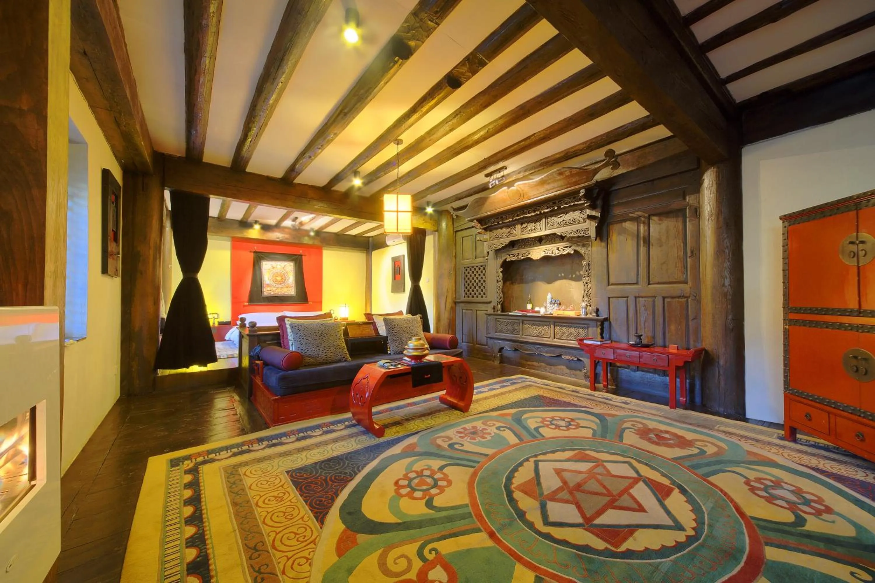 Living room in Banyan Tree Ringha