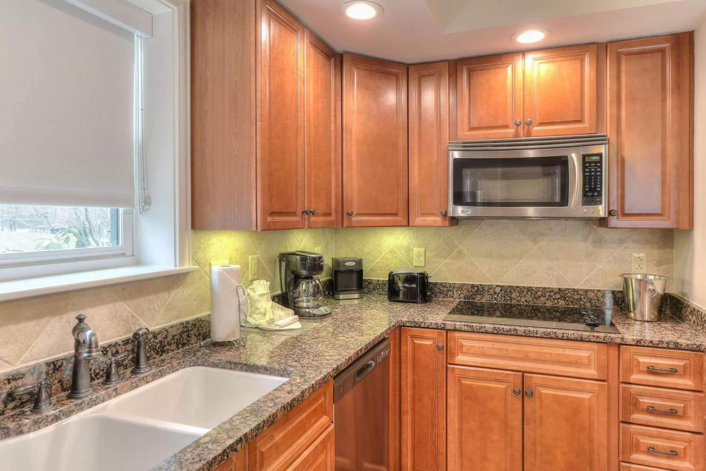 Kitchen/Kitchenette in RiverStone Resort & Spa