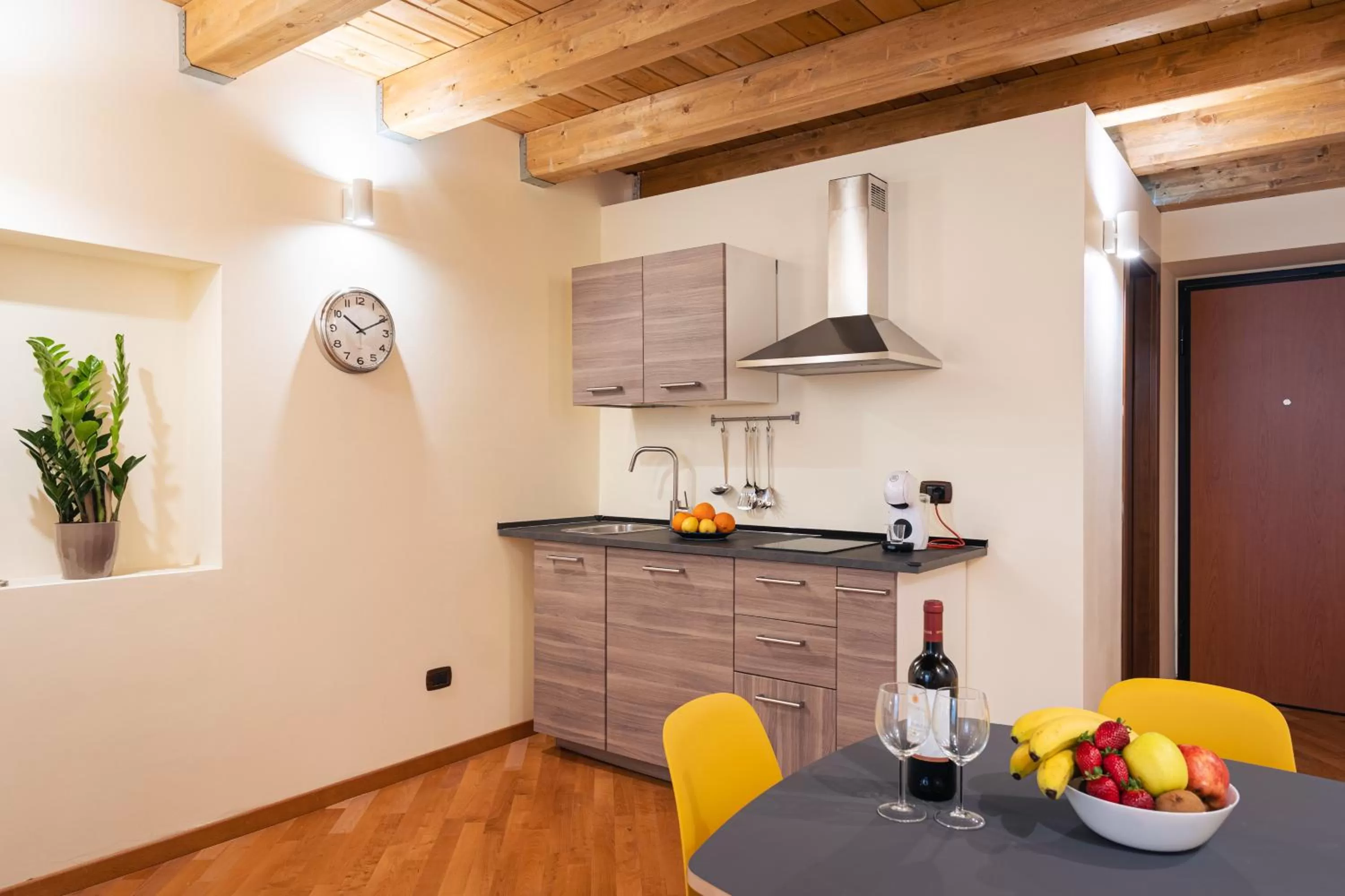 Kitchen or kitchenette in Open Sicily Residence - Central Apartments Near Quattro Canti