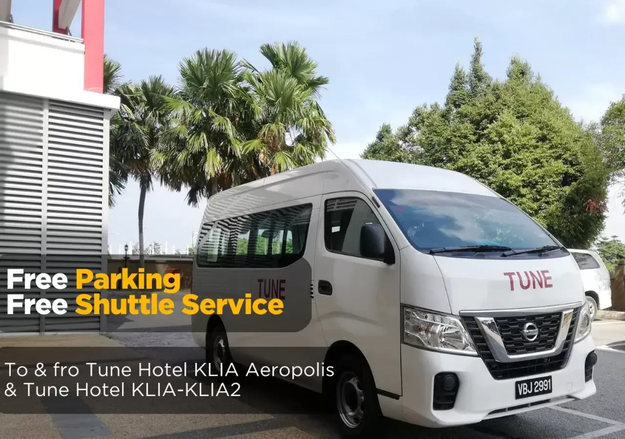 Parking, Property Building in Tune Hotel KLIA Aeropolis (Airport Hotel)
