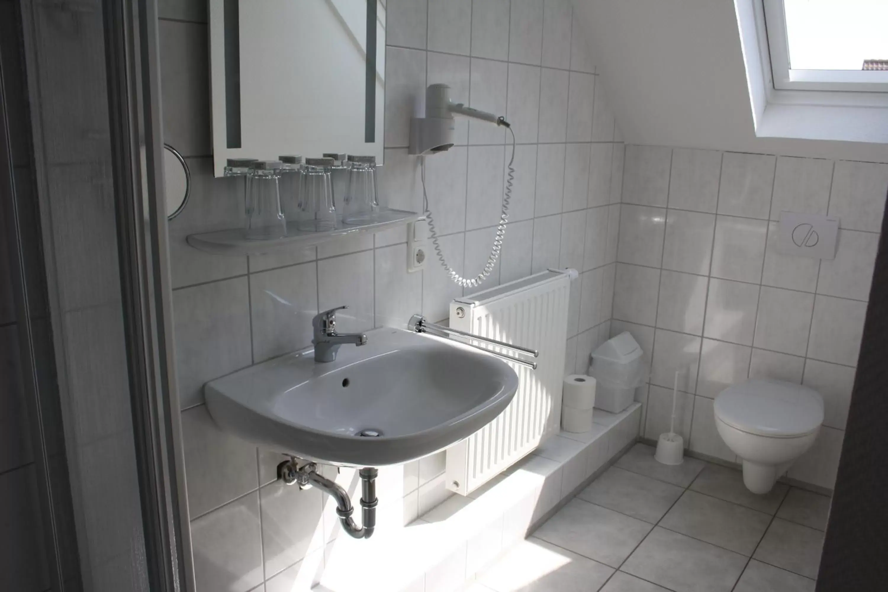 Triple Room - single occupancy in Hotel Pension Am Hafen Triple Room - single occupancy in Hotel Pension Am Hafen