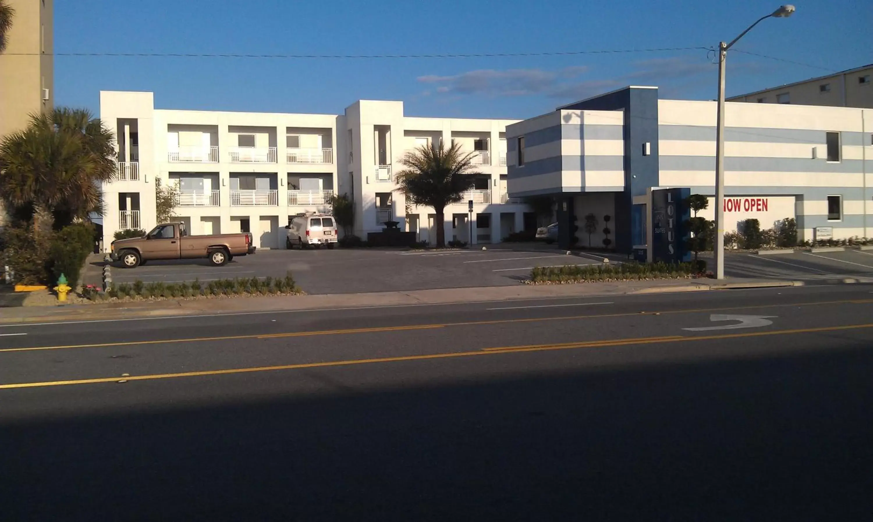 Property building in Lotus Boutique Inn and Suites Property building in Lotus Boutique Inn and Suites