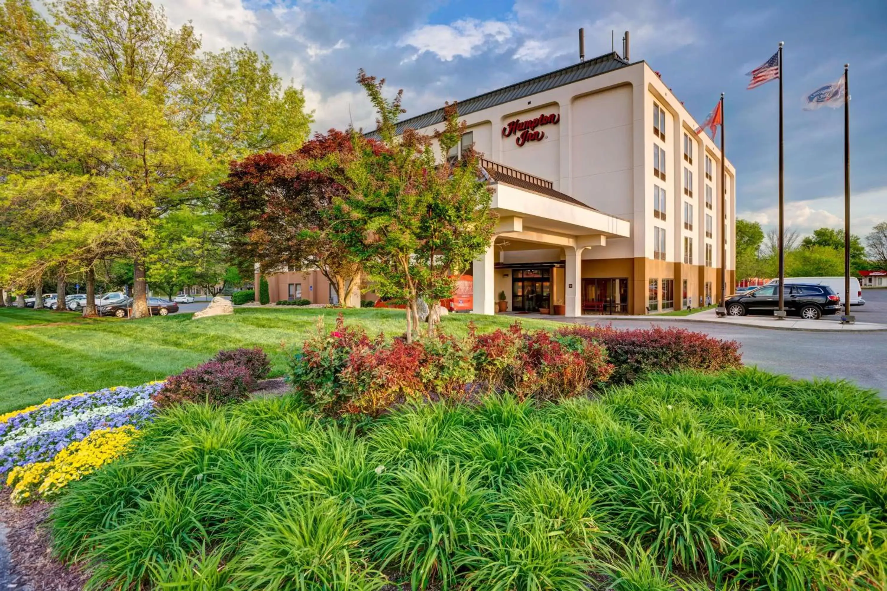 Property Building in Hampton Inn Knoxville-Airport