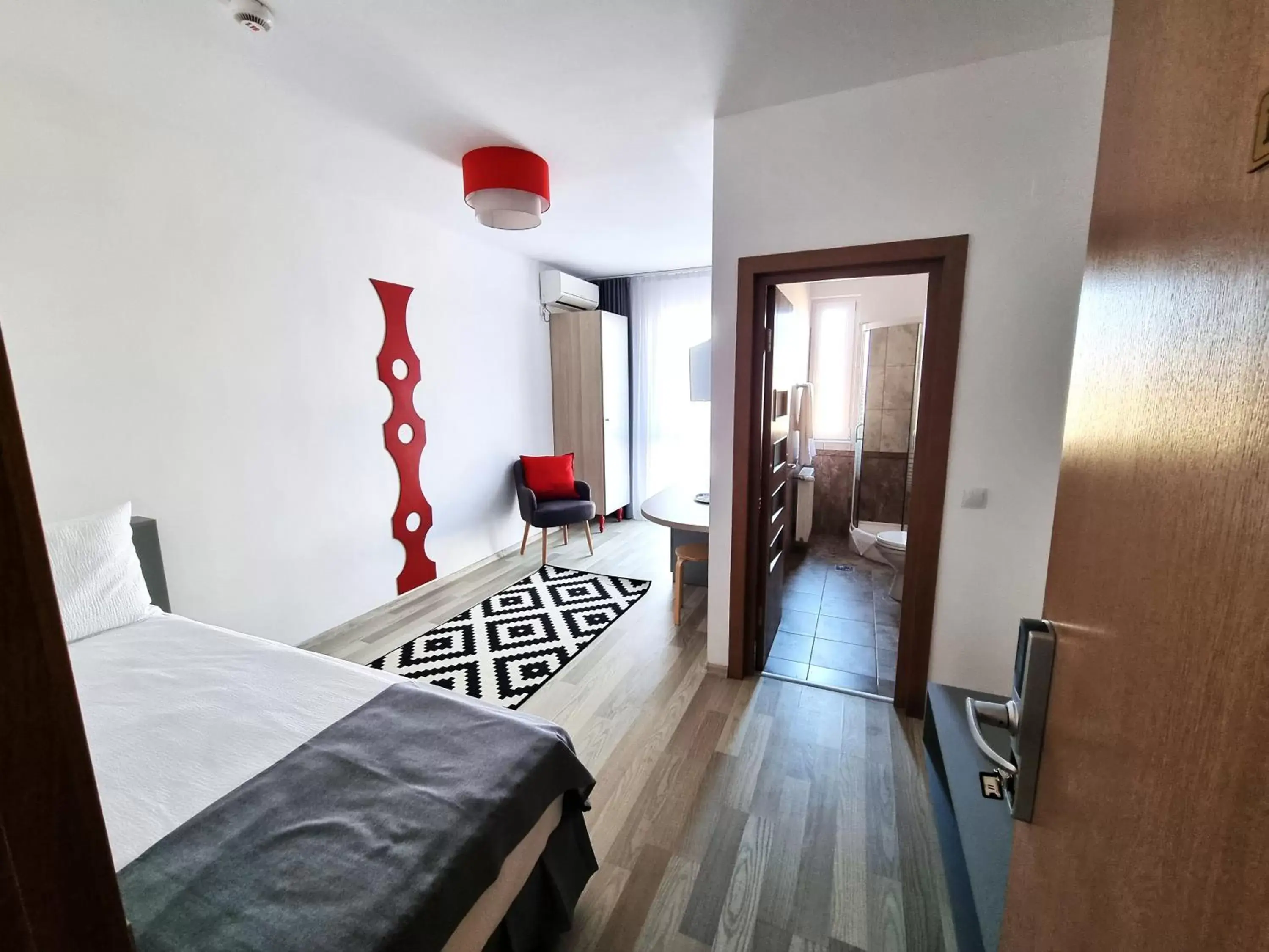 Single Room with Private Bathroom - single occupancy in Motel Via Targu Mures Single Room with Private Bathroom - single occupancy in Motel Via Targu Mures