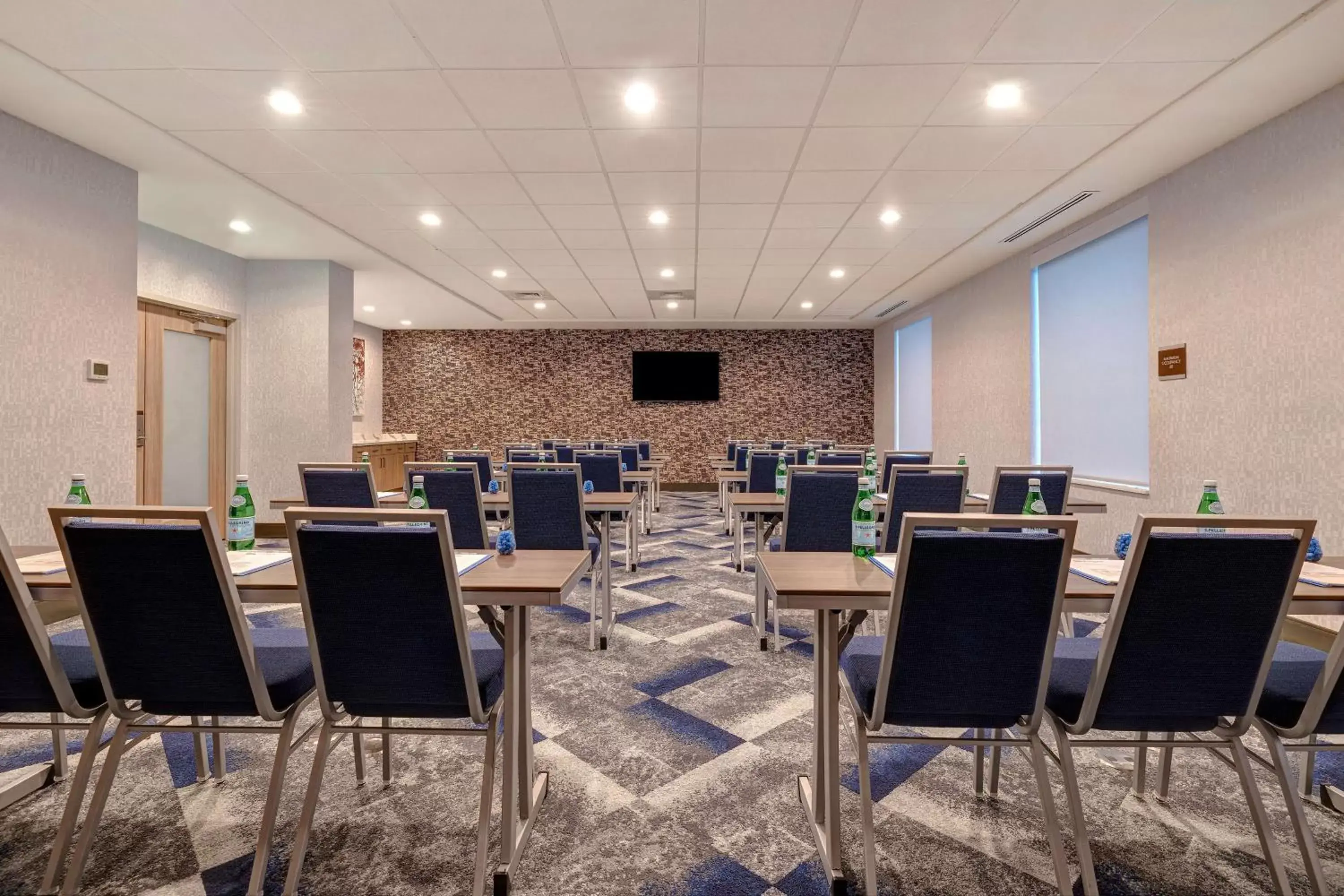 Meeting/conference room in Home2 Suites By Hilton Blythewood, Sc