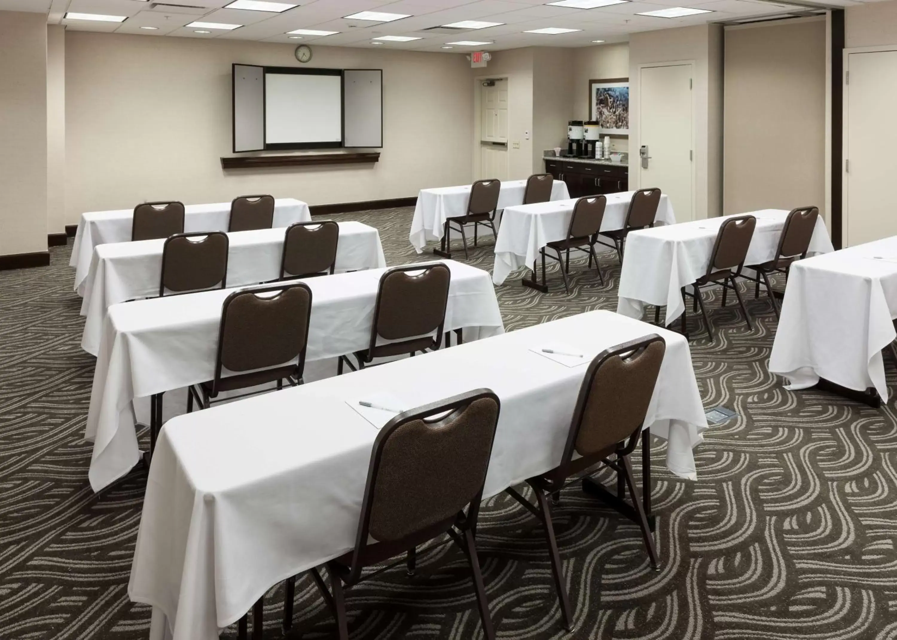 Meeting/conference room in Hampton Inn & Suites Omaha-Downtown