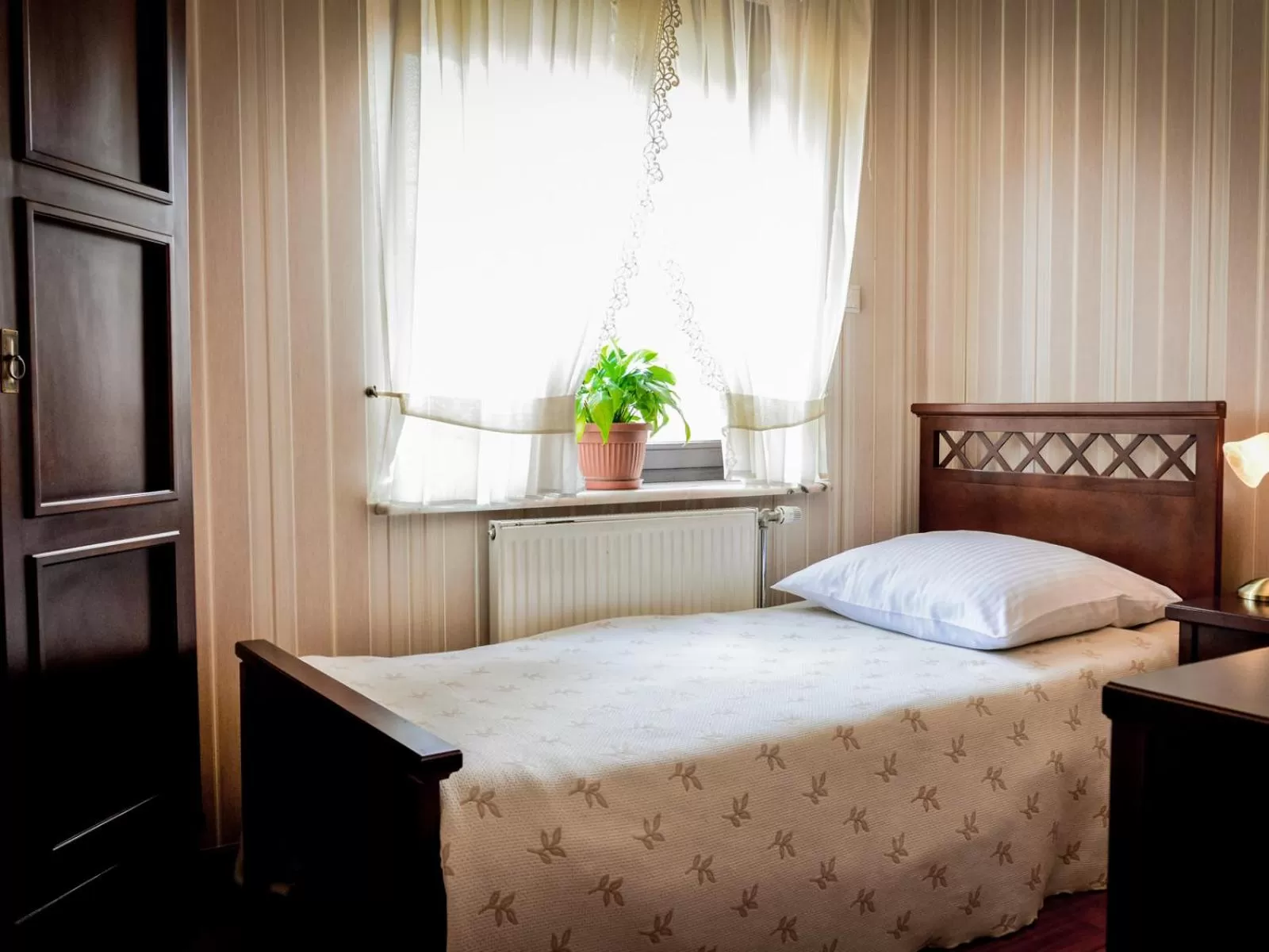 Bed in Hotel Koloseum